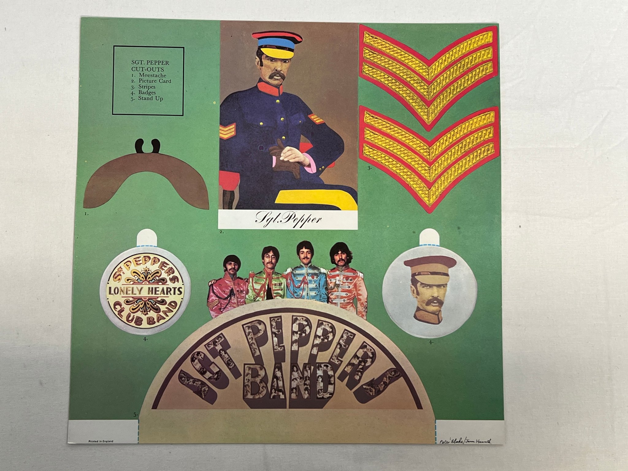 Omslagsbild för skivan THE BEATLES Sgt. Pepper's Lonely Hearts Club Band LP -67 UK PARLOPHONE PCS 7027