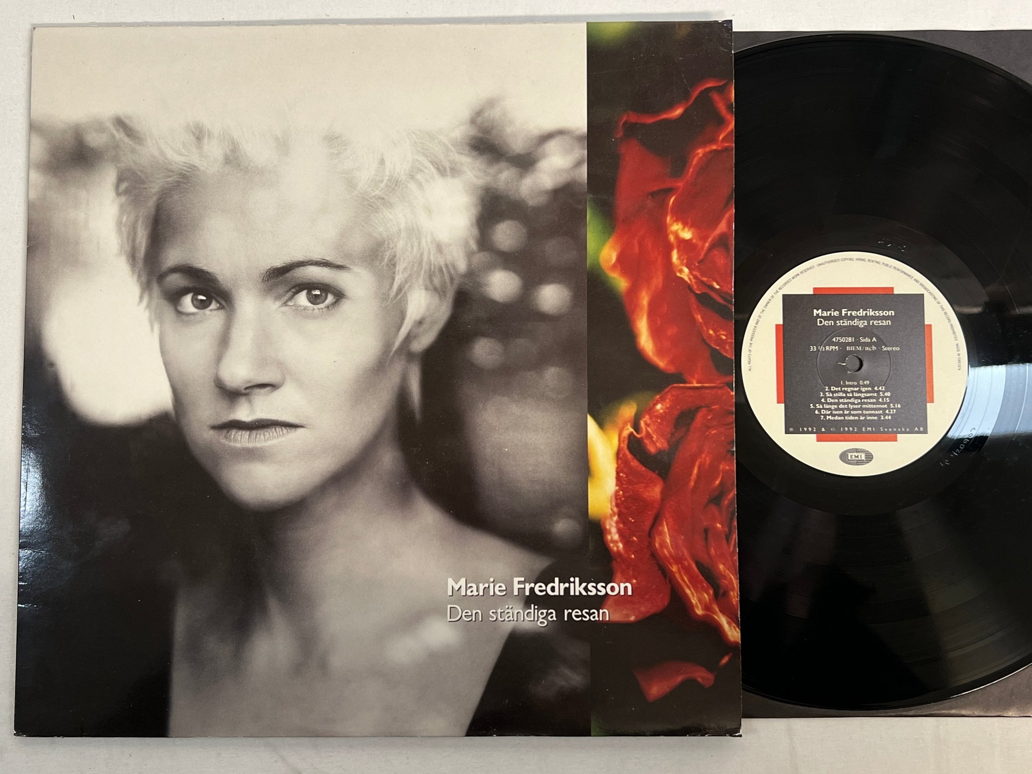 Omslagsbild för skivan MARIE FREDRIKSSON den ständiga resan LP -92 Swe EMI 4750281