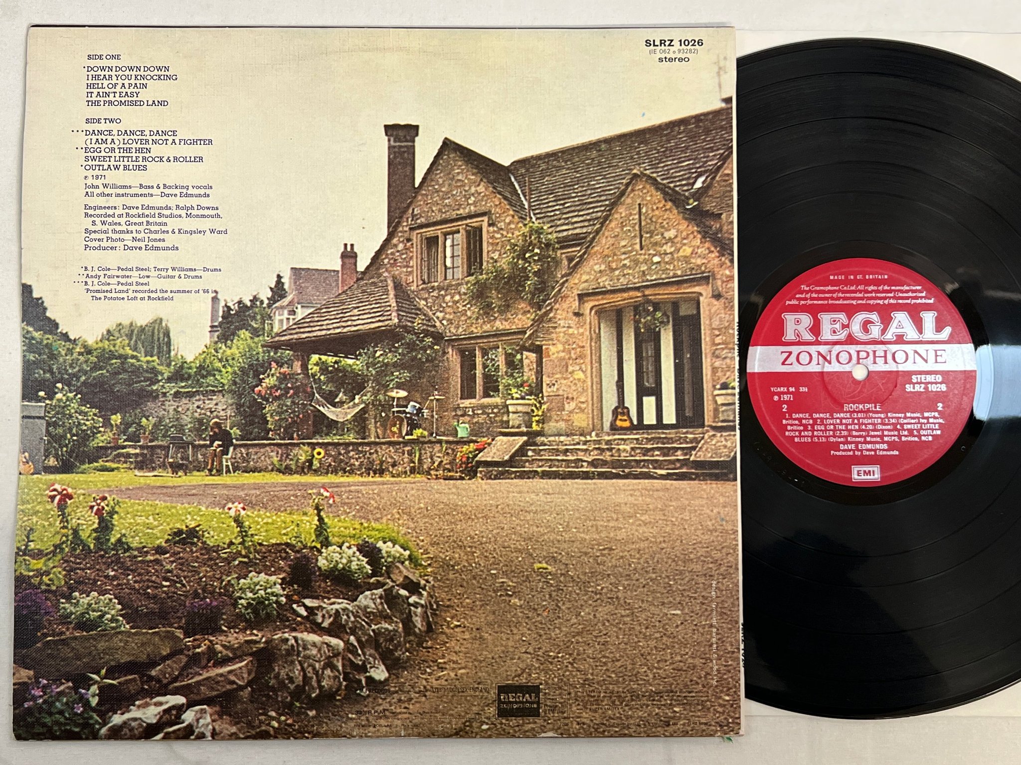Omslagsbild för skivan DAVE EDMUNDS rockpile LP -71 UK REGAL SLRZ 1026