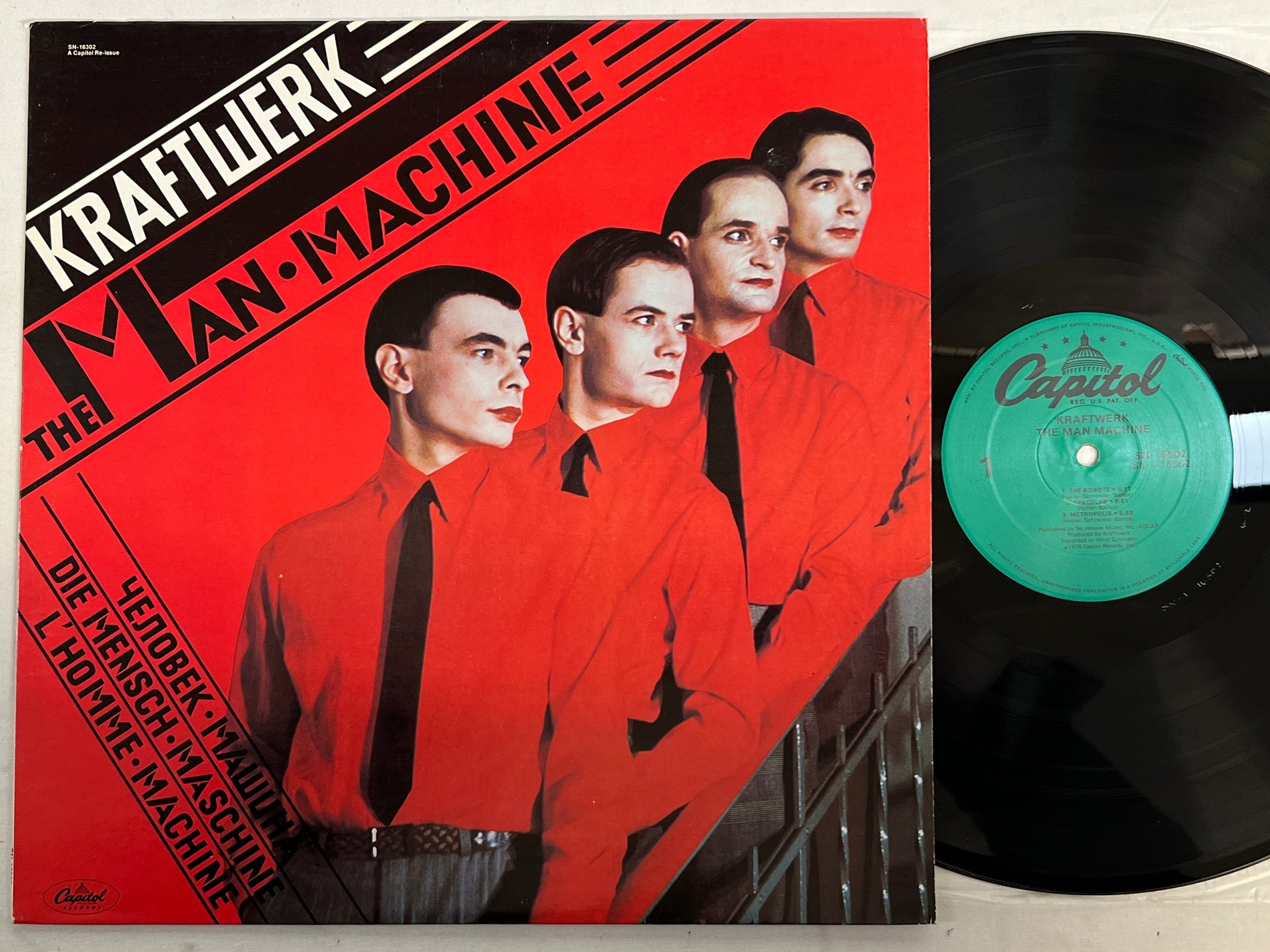 Omslagsbild för skivan KRAFTWERK the man machine LP -78 US CAPITOL SN 16302