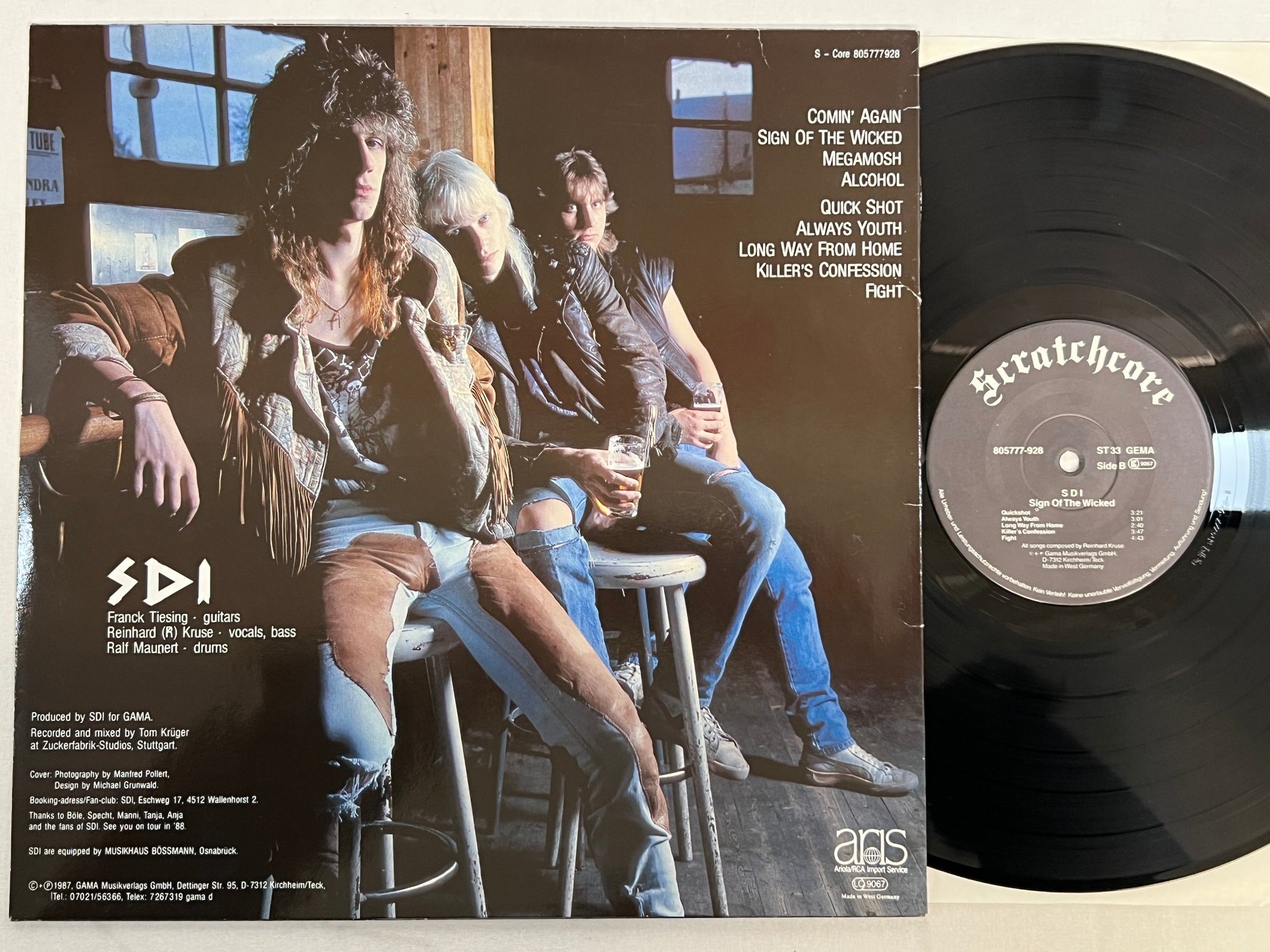 Omslagsbild för skivan SDI sign of the wicked LP -87 Ger SCRATCHCORE 805777-928 speed metal