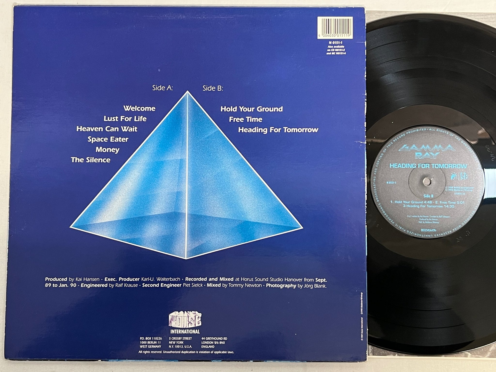 Omslagsbild för skivan GAMMA RAY Heading For Tomorrow LP -90 ncb NOISE N 0151-1