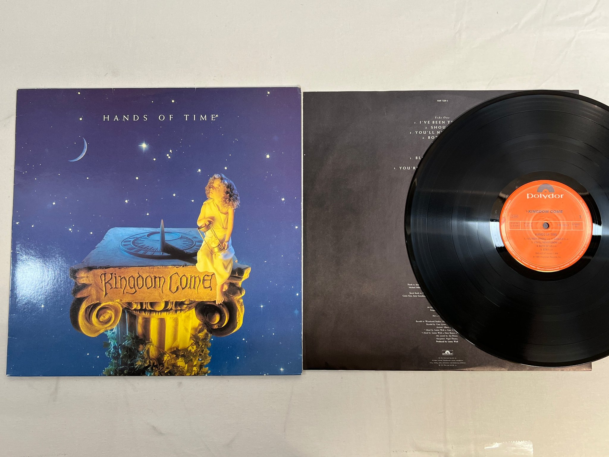 Omslagsbild för skivan KINGDOM COME Hands Of Time LP -91 polydor 849 329-1 heavy metal