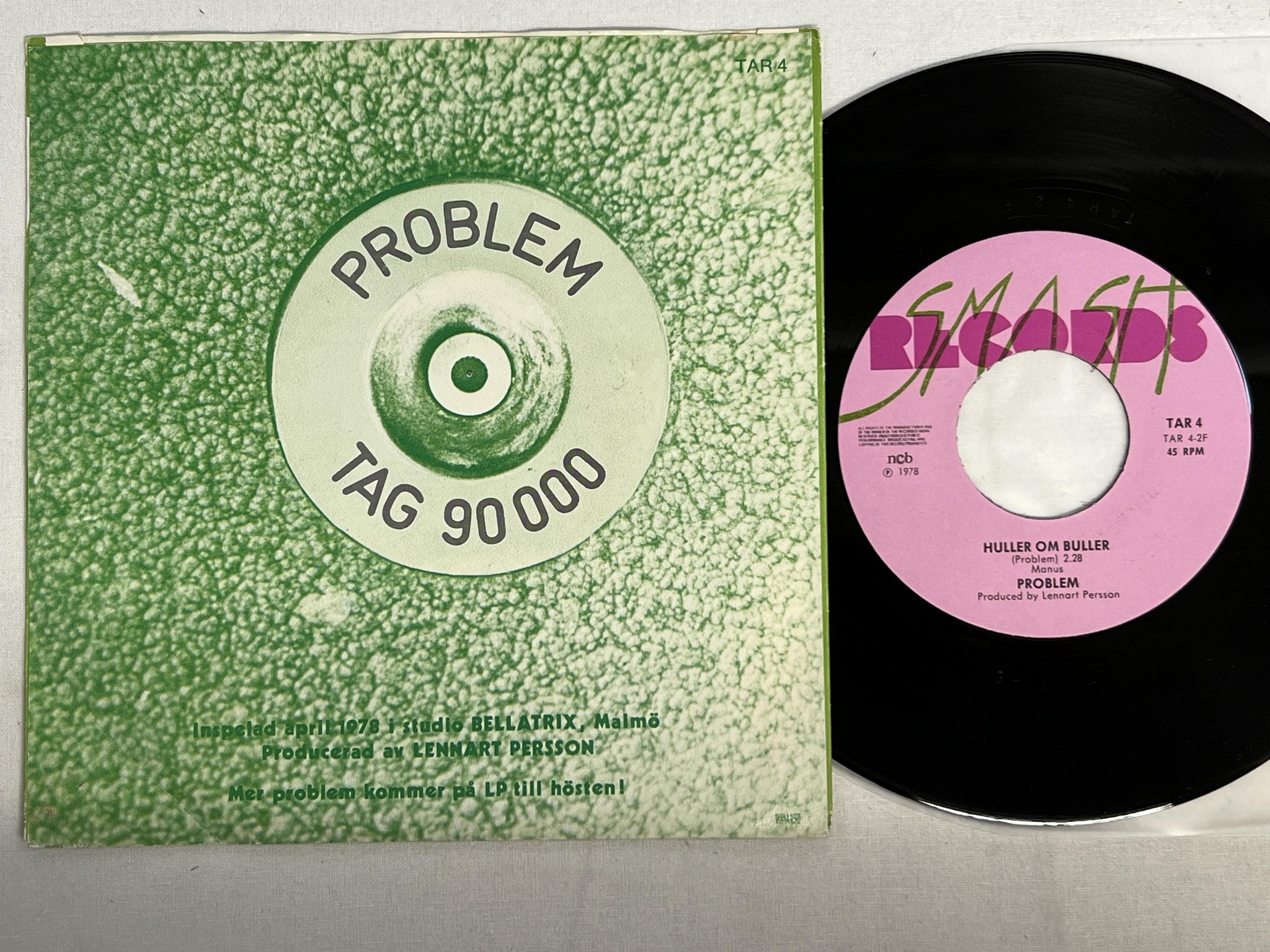 Omslagsbild för skivan PROBLEM 90 000 7" -78 SMASH TAR 4 punk rock 