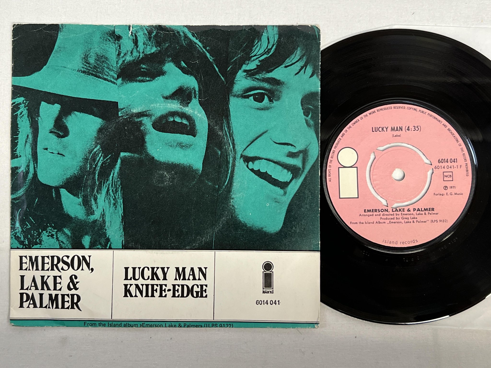 Omslagsbild för skivan EMERSON LAKE & PALMER lucky man 7" -71 Norway ISLAND 6014 041