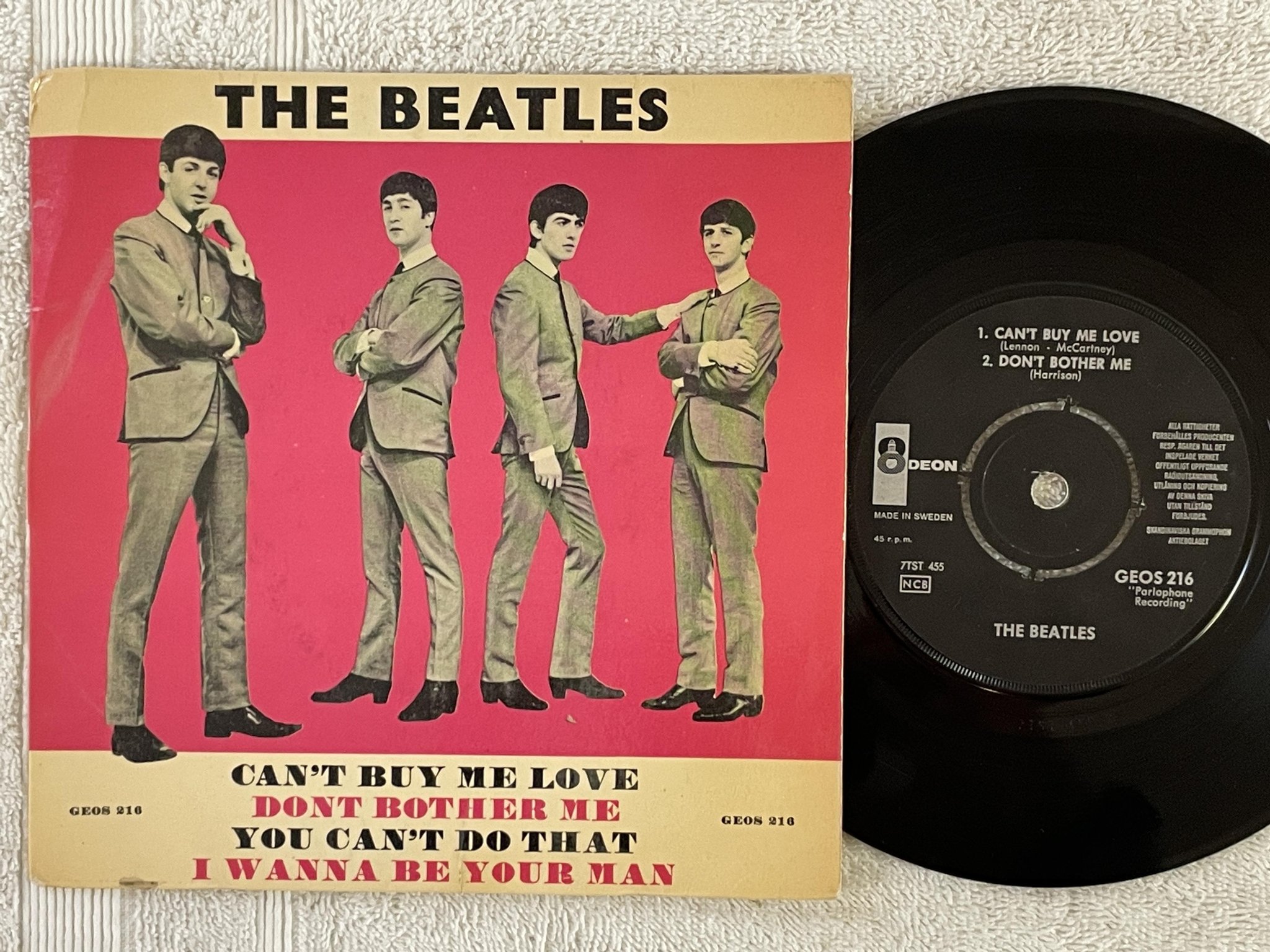 Omslagsbild för skivan THE BEATLES can't buy me love 7"ep -64 Swe ODEON GEOS 216