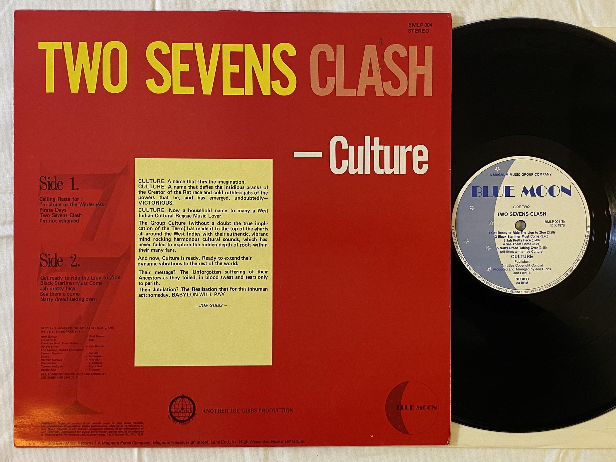 Omslagsbild för skivan CULTURE two sevens clash LP UK BLUE MOON BMLP-004 * Classics *