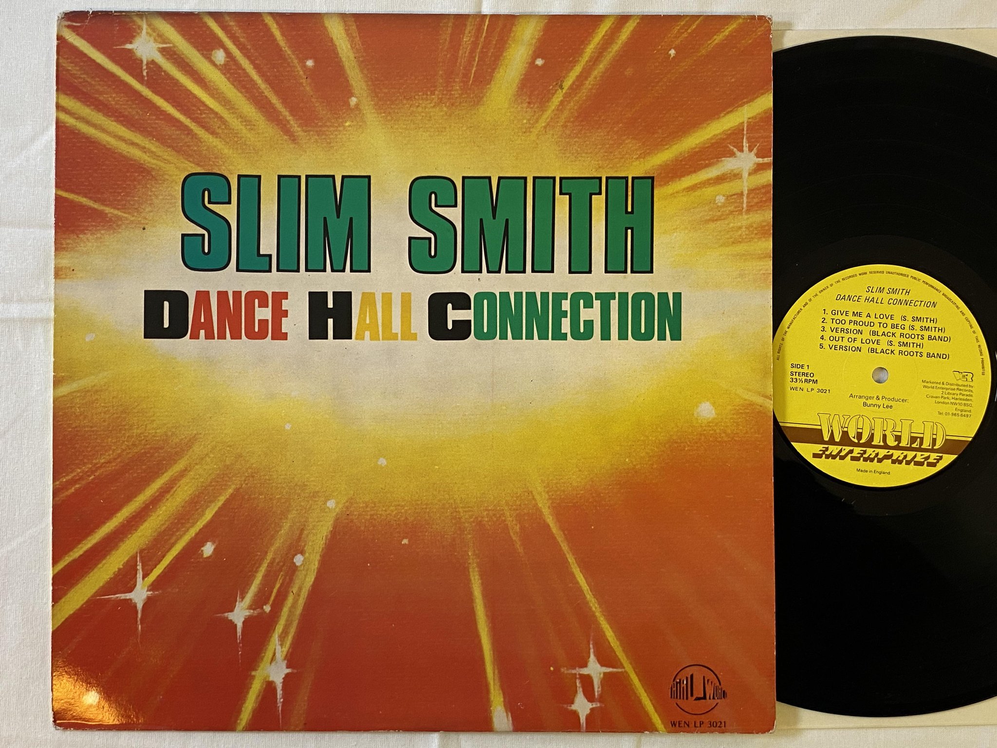 Omslagsbild för skivan SLIM SMITH dance hall connection LP -86 UK WORLD ENTERPRISE WEN LP 3021