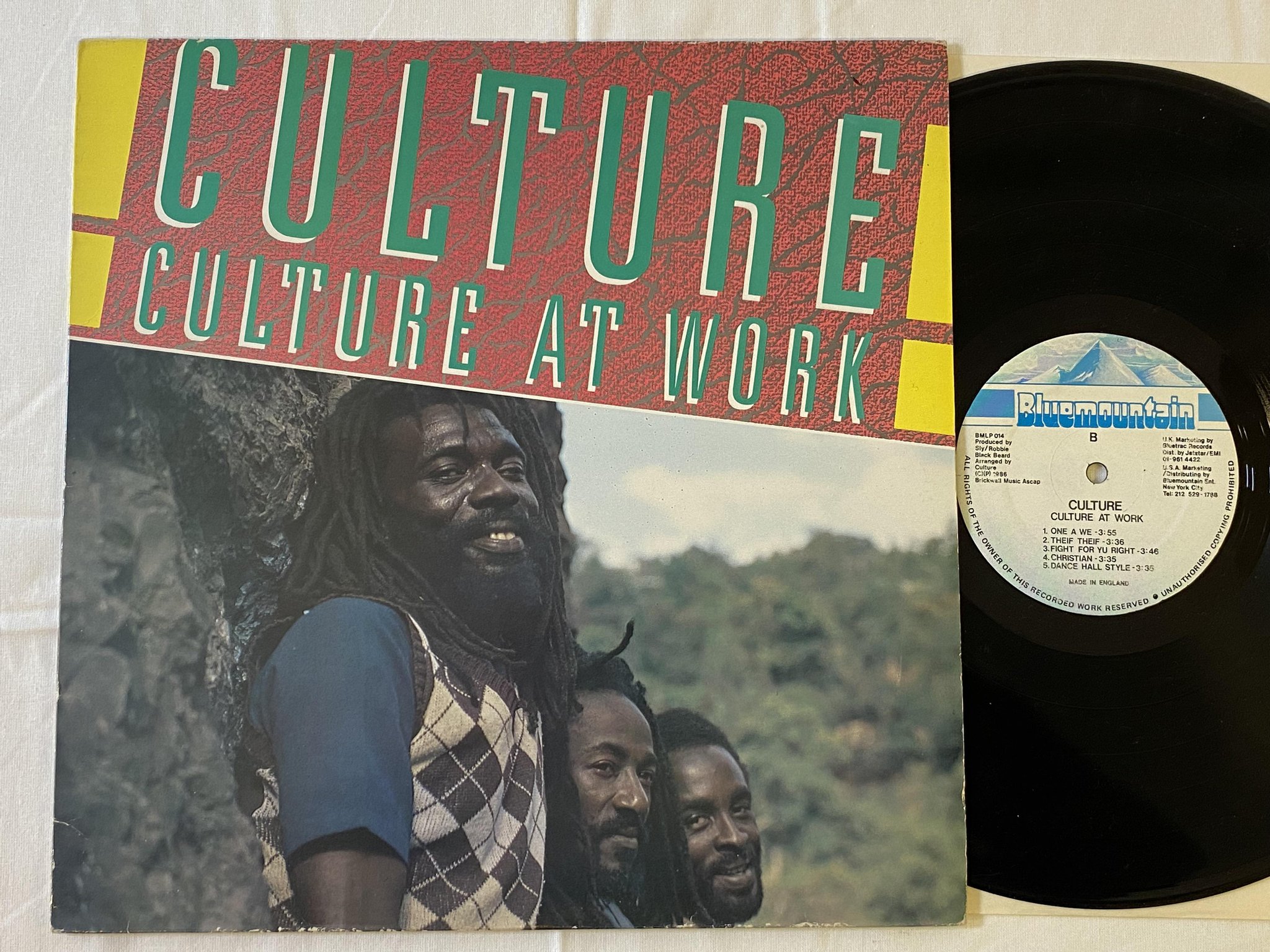 Omslagsbild för skivan CULTURE culture at work LP -86 BLUEMOUNTAIN BWLP 014