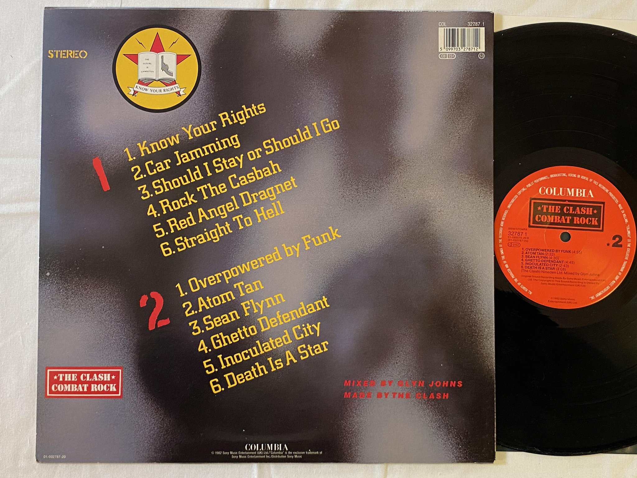 Omslagsbild för skivan THE CLASH combat rock LP -82 Hol COLUMBIA 327871