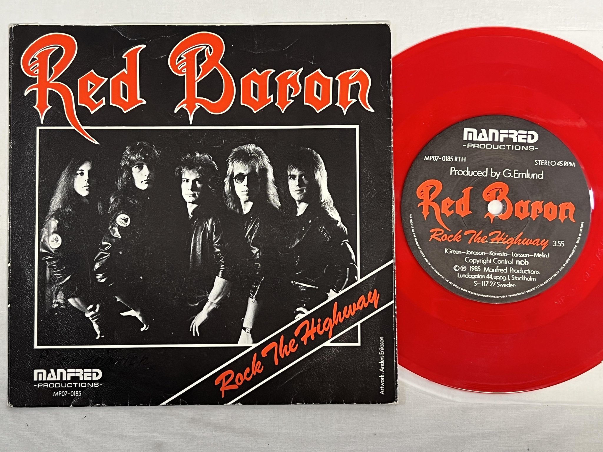 Omslagsbild för skivan RED BARON fools gold 7" -85 MANFRED MP07-0185 Heavy metal