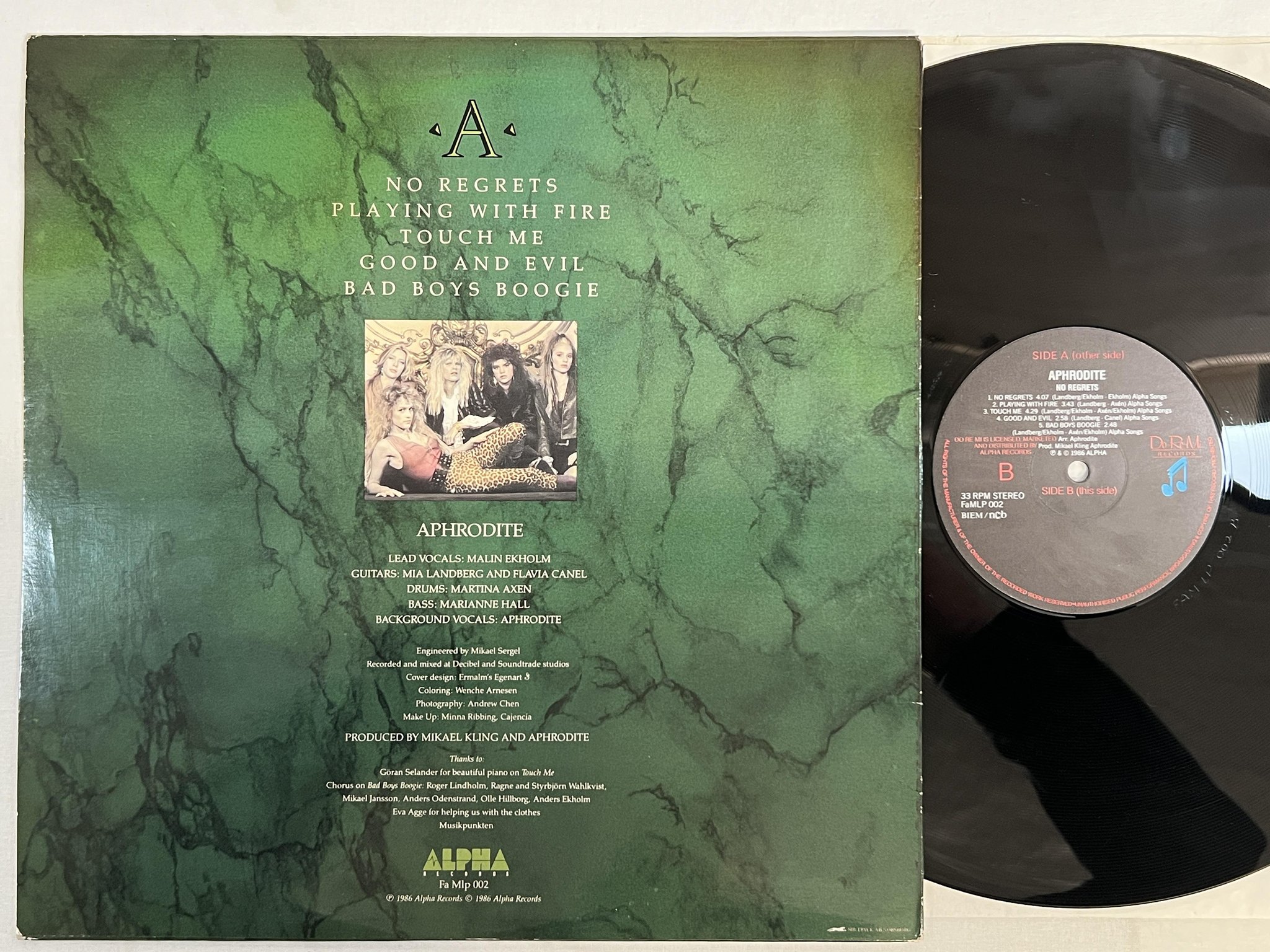 Omslagsbild för skivan APHRODITE no regrets LP -86 Swe -86 alpha FaMLP 002 ** rare **