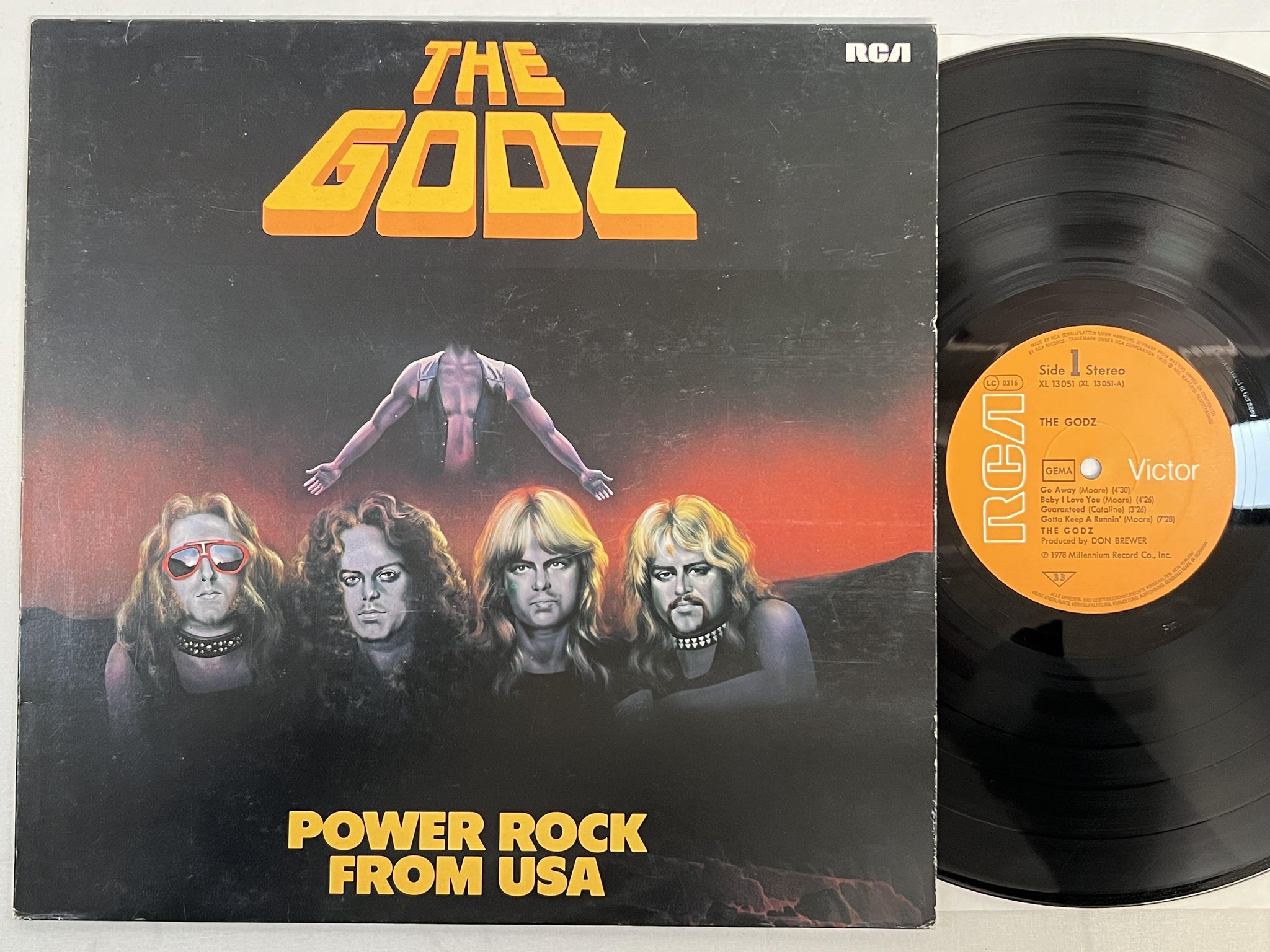 Omslagsbild för skivan THE GODZ s/t LP -78 Ger RCA XL 13051 