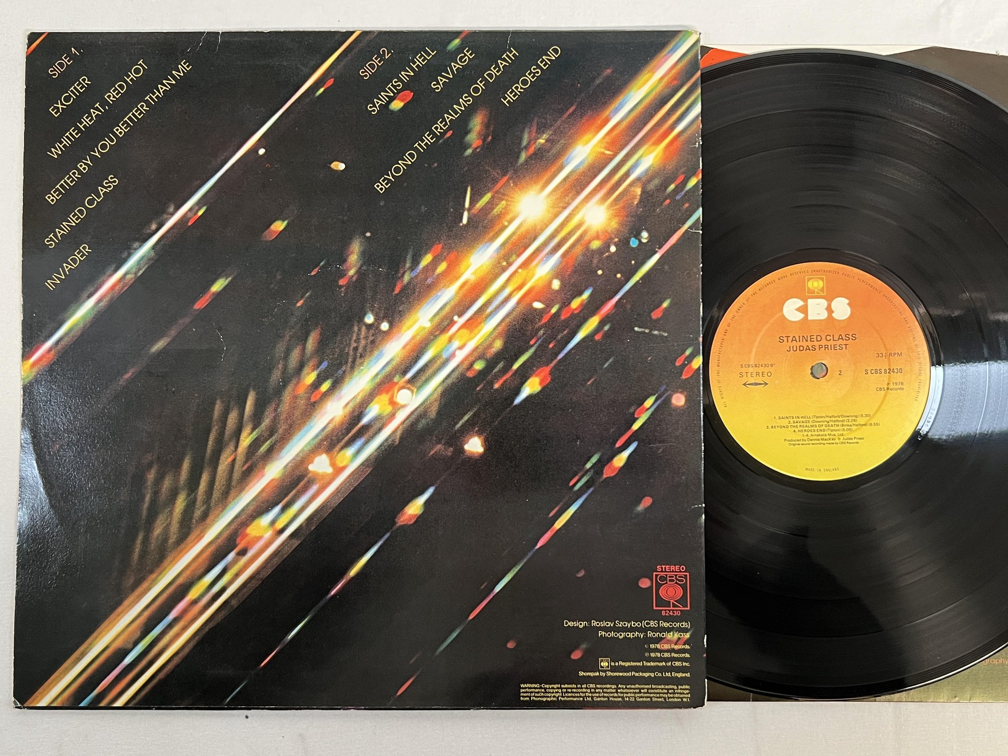 Omslagsbild för skivan JUDAS PRIEST stained class  LP -78 UK CBS S 82430