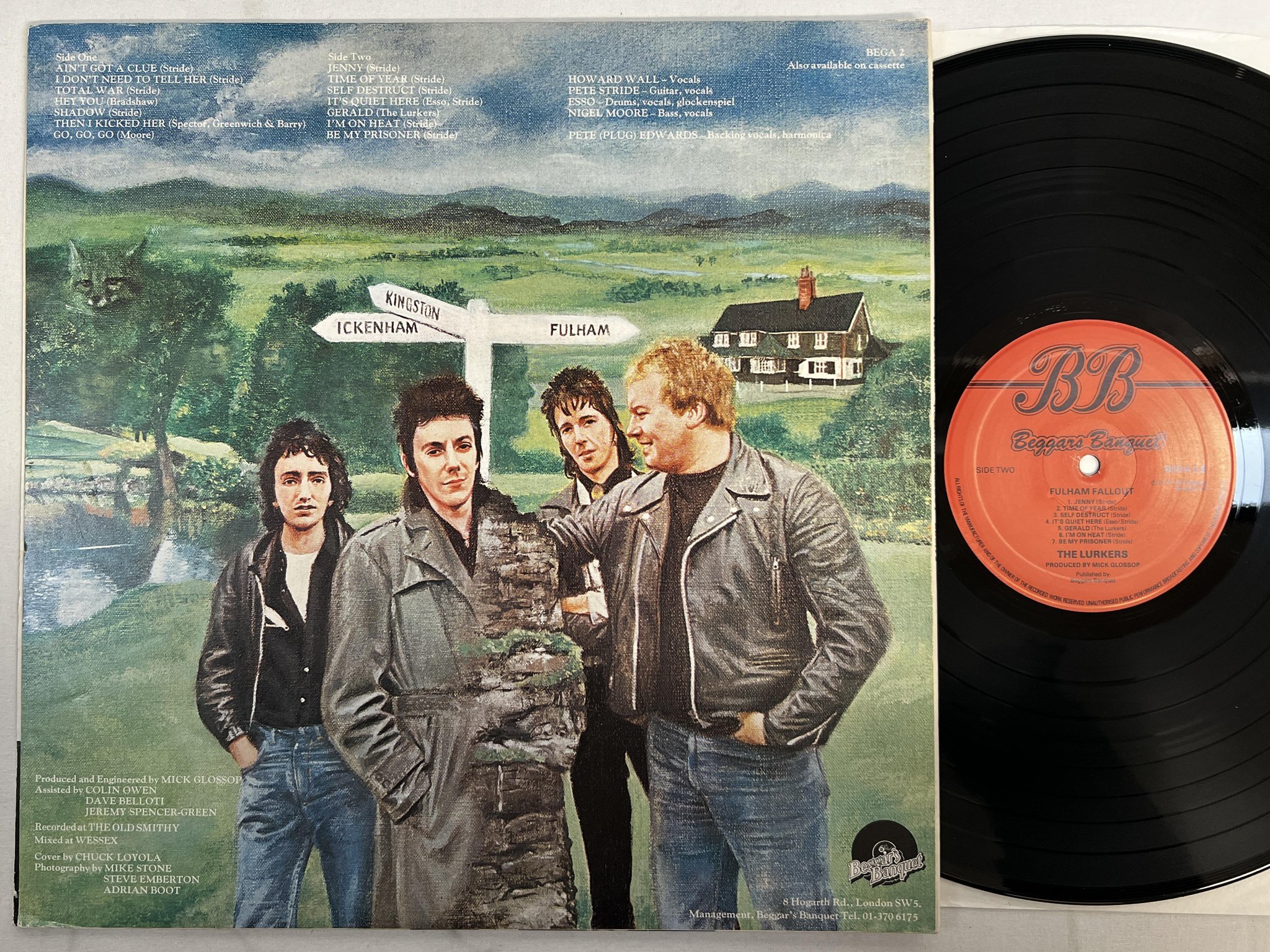 Omslagsbild för skivan THE LURKERS Fulham Fallout LP -78 UK beggars banquet BEGA 2 punk