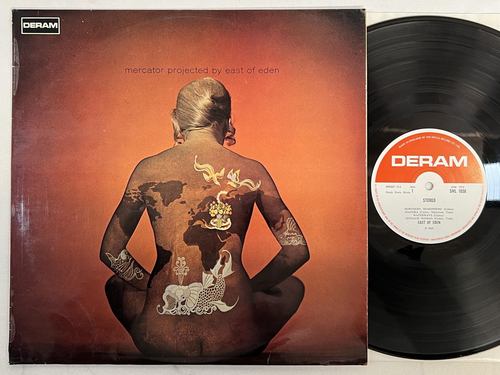 Omslagsbild för skivan EAST OF EDEN Mercator Projected LP -69 UK DERAM SML 1038