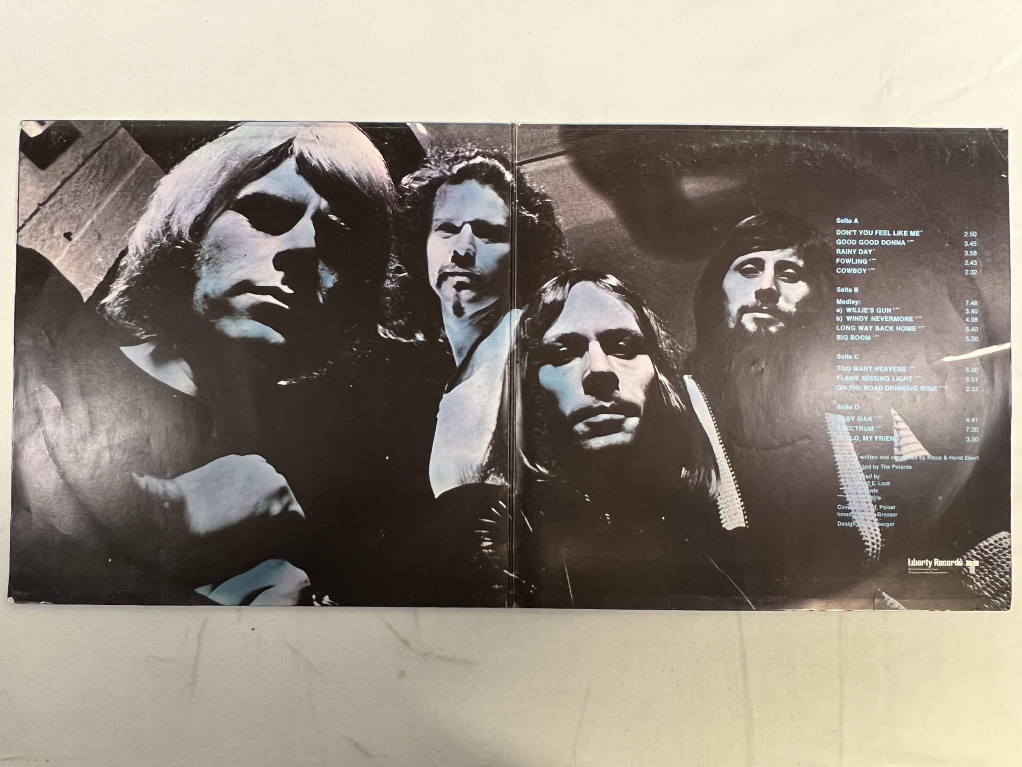 Omslagsbild för skivan THE PETARDS  Pet Arts 2xLP -71 Ger LIBERTY LBS 83 481/82 X krautrock