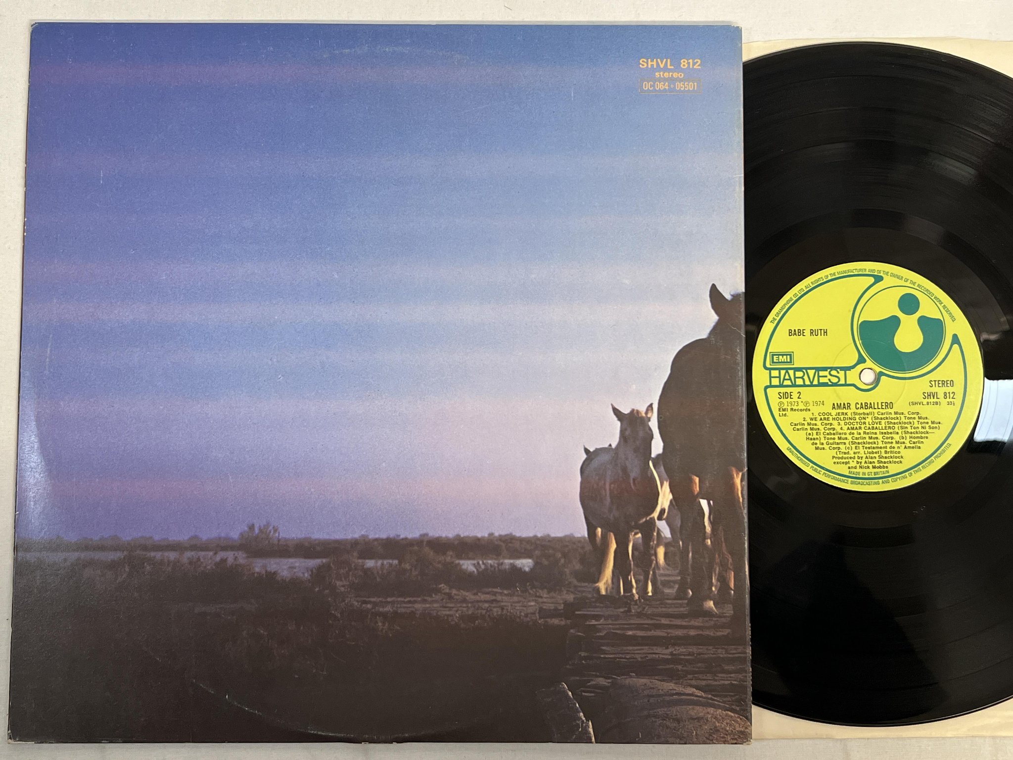 Omslagsbild för skivan BABE RUTH amar caballero LP UK HARVEST SHVL 812