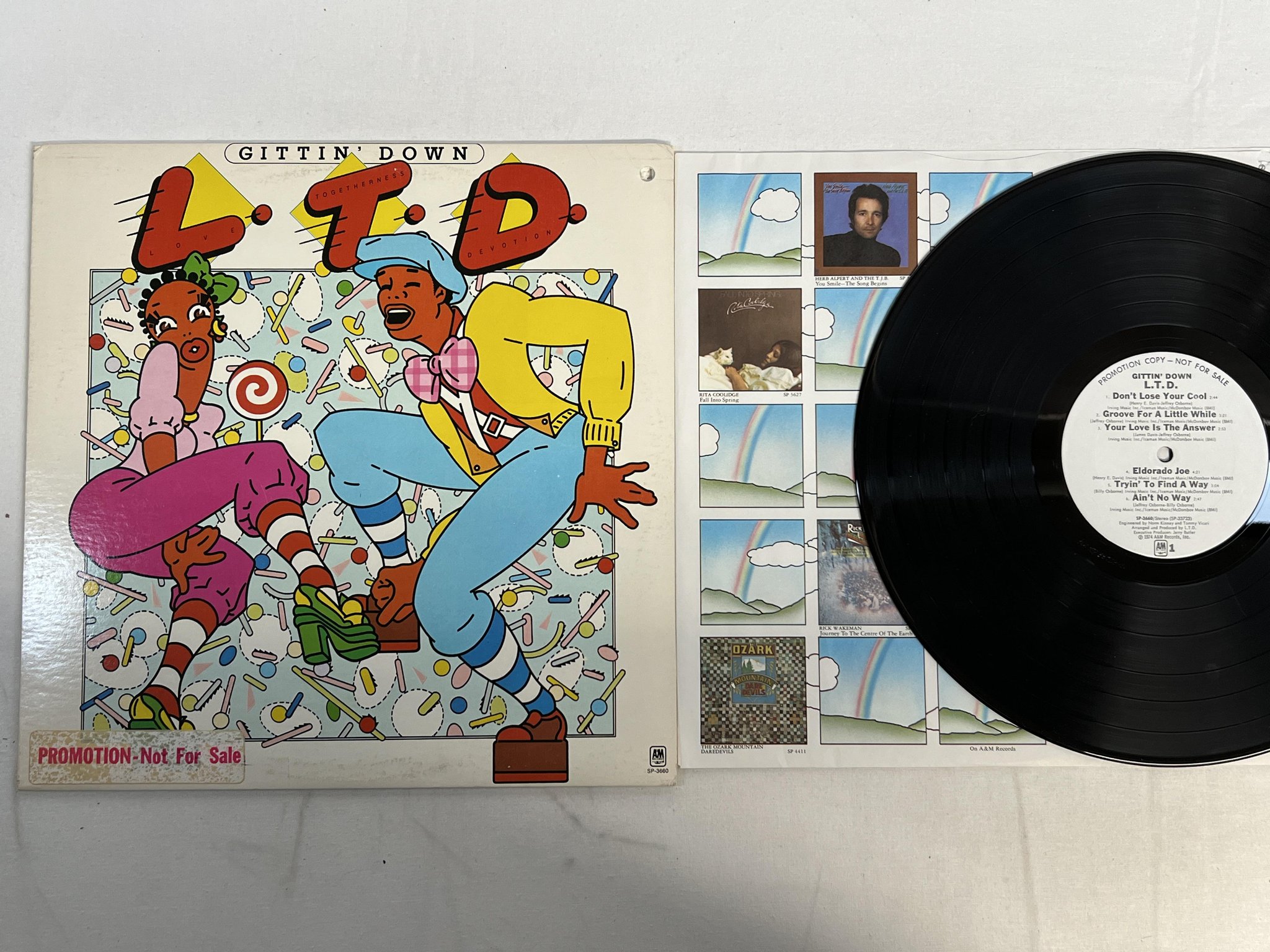 Omslagsbild för skivan LTD gittin' down LP -74 US A&M promo SP-3660 SOUL / FUNK