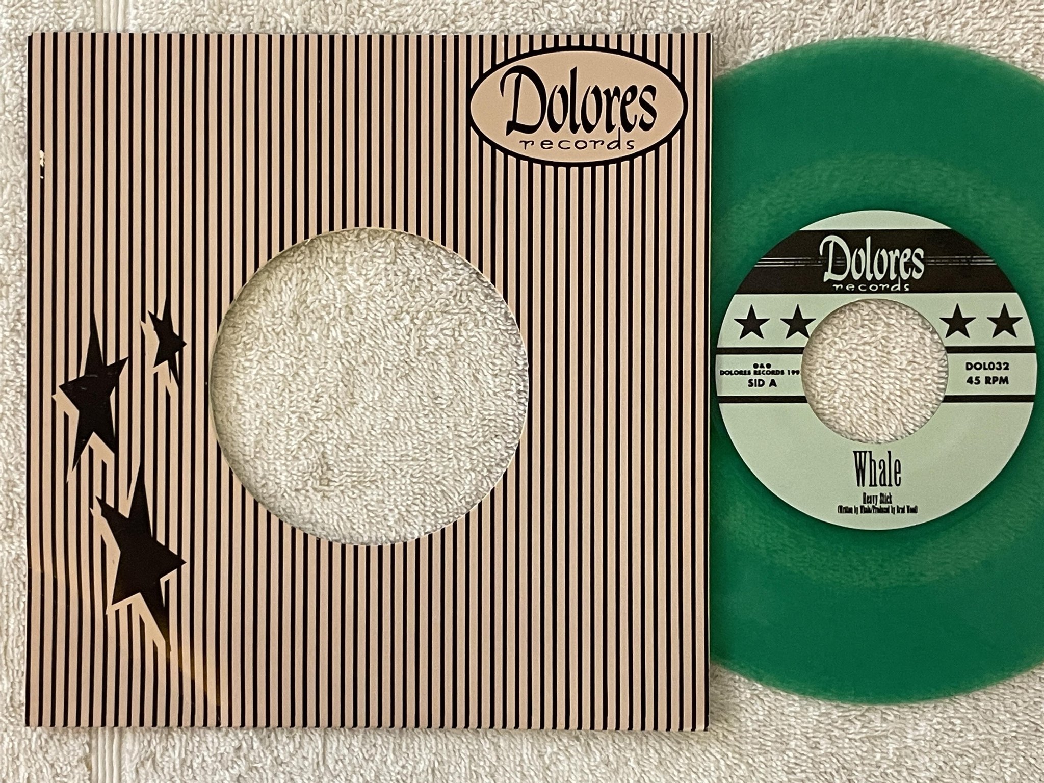 Omslagsbild för skivan WHALE Heavy Stick 7"single -97 Swe DOLORES DOL 032