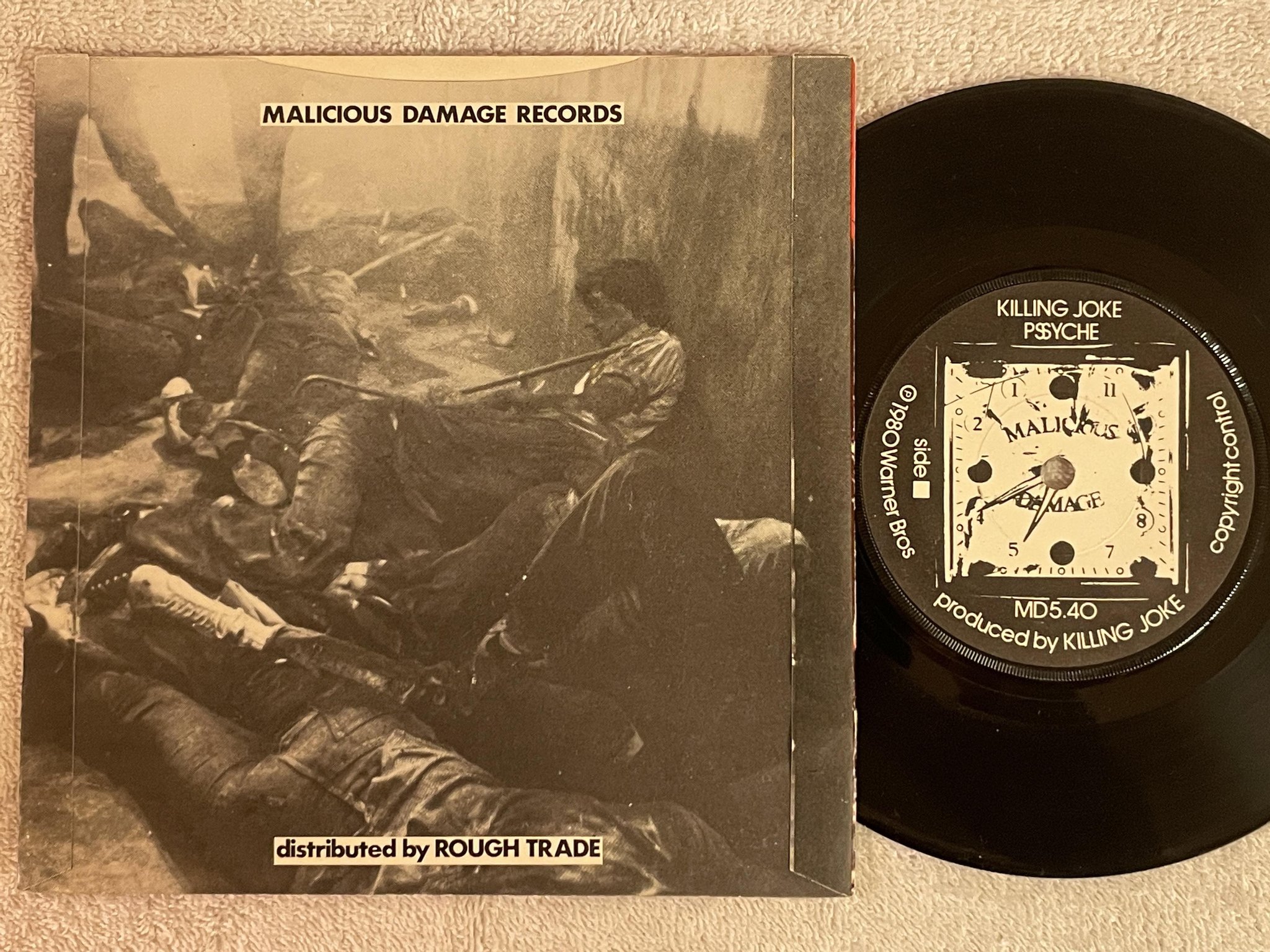 Omslagsbild för skivan KILLING JOKE wardance 7"single -80 UK MALICIOUS DAMAGE MD5.40 punk