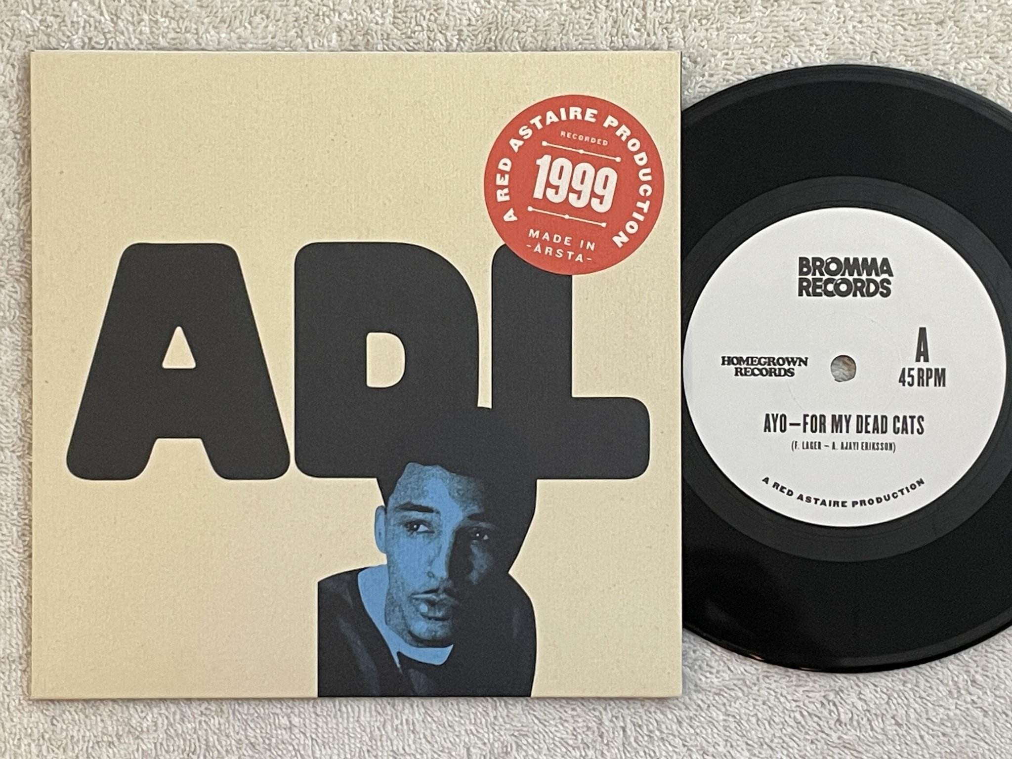 Omslagsbild för skivan ADL & AYO youth of today / for my dead cats 7" HOME GROWN / BROMMA RECORDS 2020