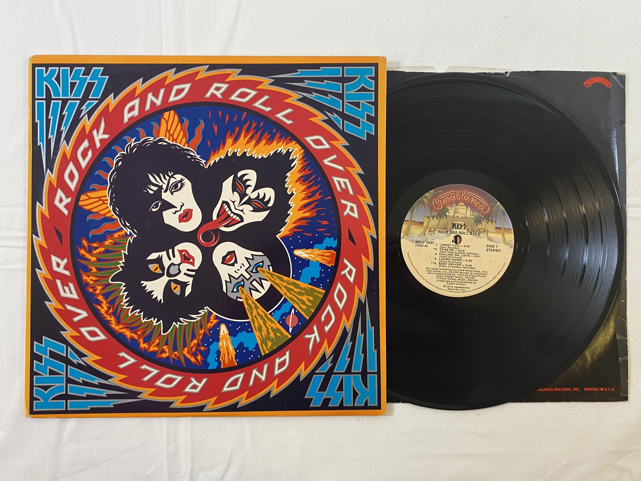 Omslagsbild för skivan KISS rock and roll over LP -76 US CASABLANCA NBLP 7037 "sterling"