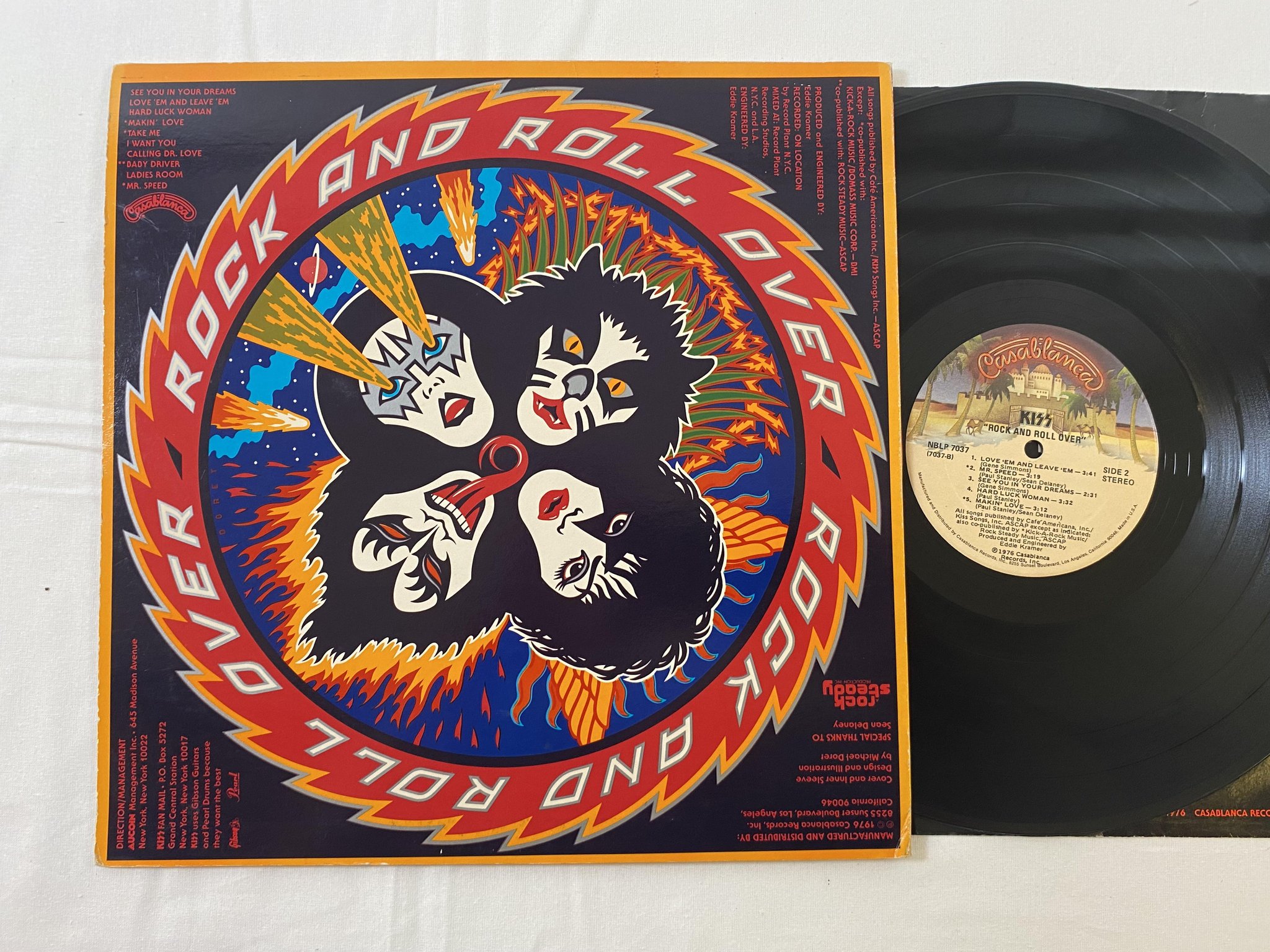 Omslagsbild för skivan KISS rock and roll over LP -76 US CASABLANCA NBLP 7037 "sterling"