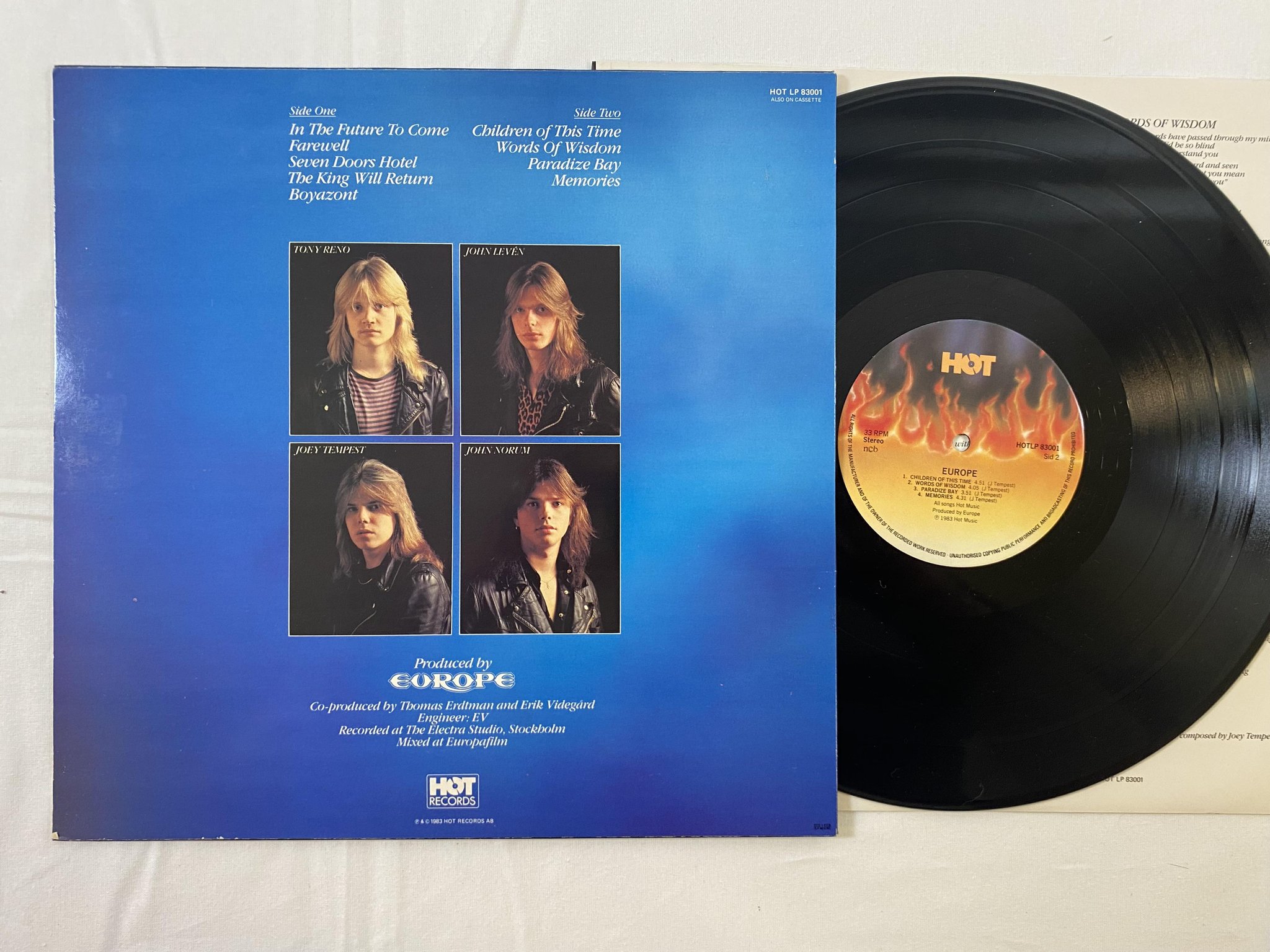 Omslagsbild för skivan EUROPE s/t LP -84 Swe HOT HOTLP 83001 