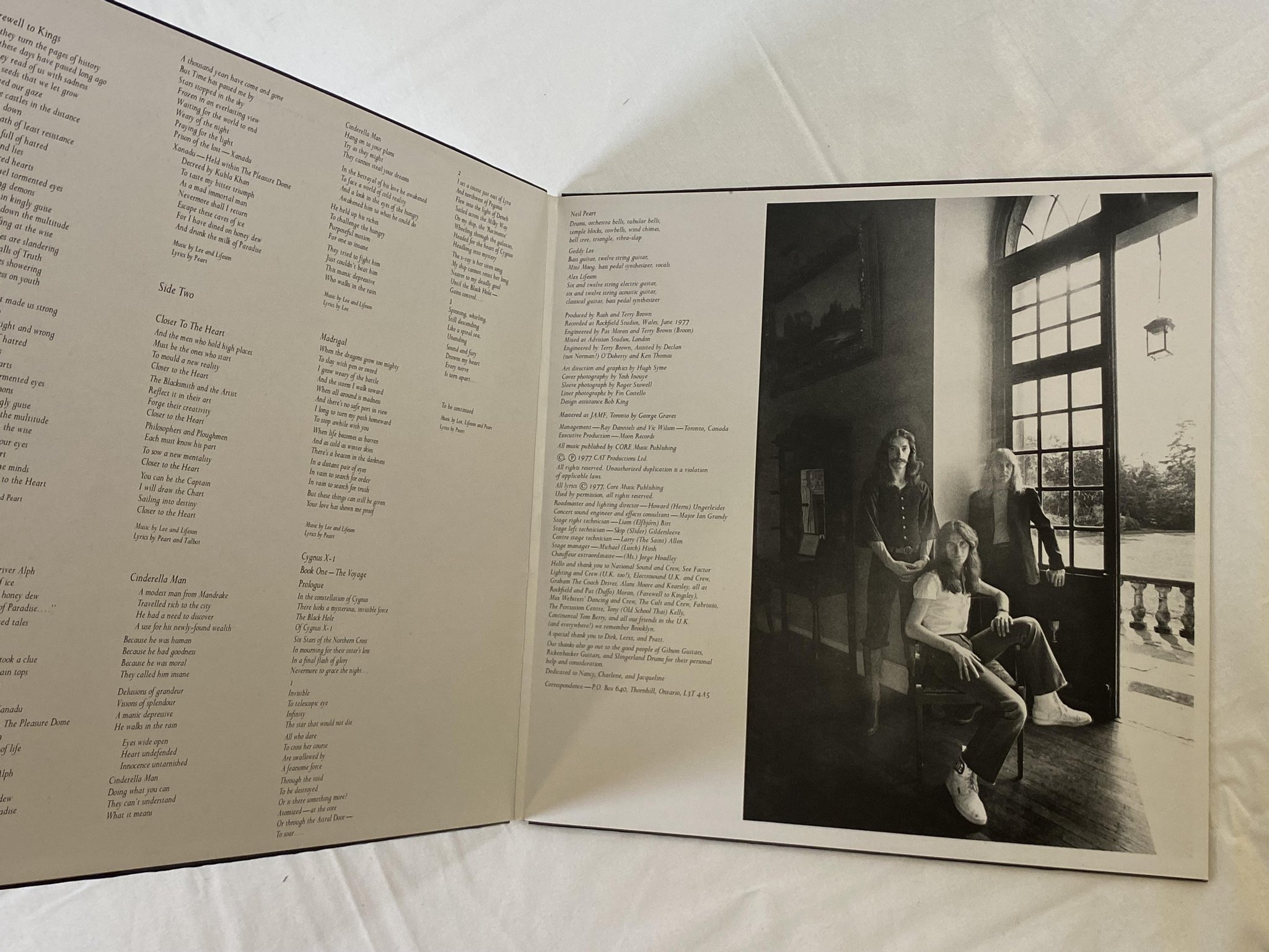 Omslagsbild för skivan RUSH A Farewell To Kings LP -77 Hol MERCURY  6338 834