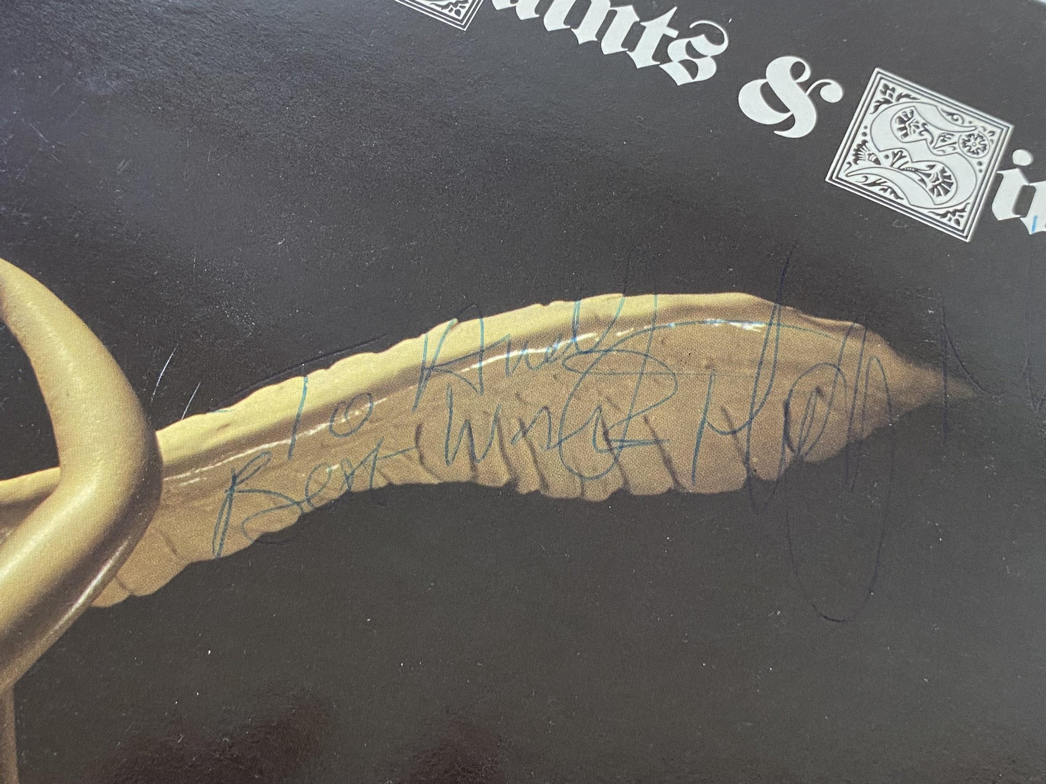 Omslagsbild för skivan WHITESNAKE saints & sinners LP - *** signed by band members ***