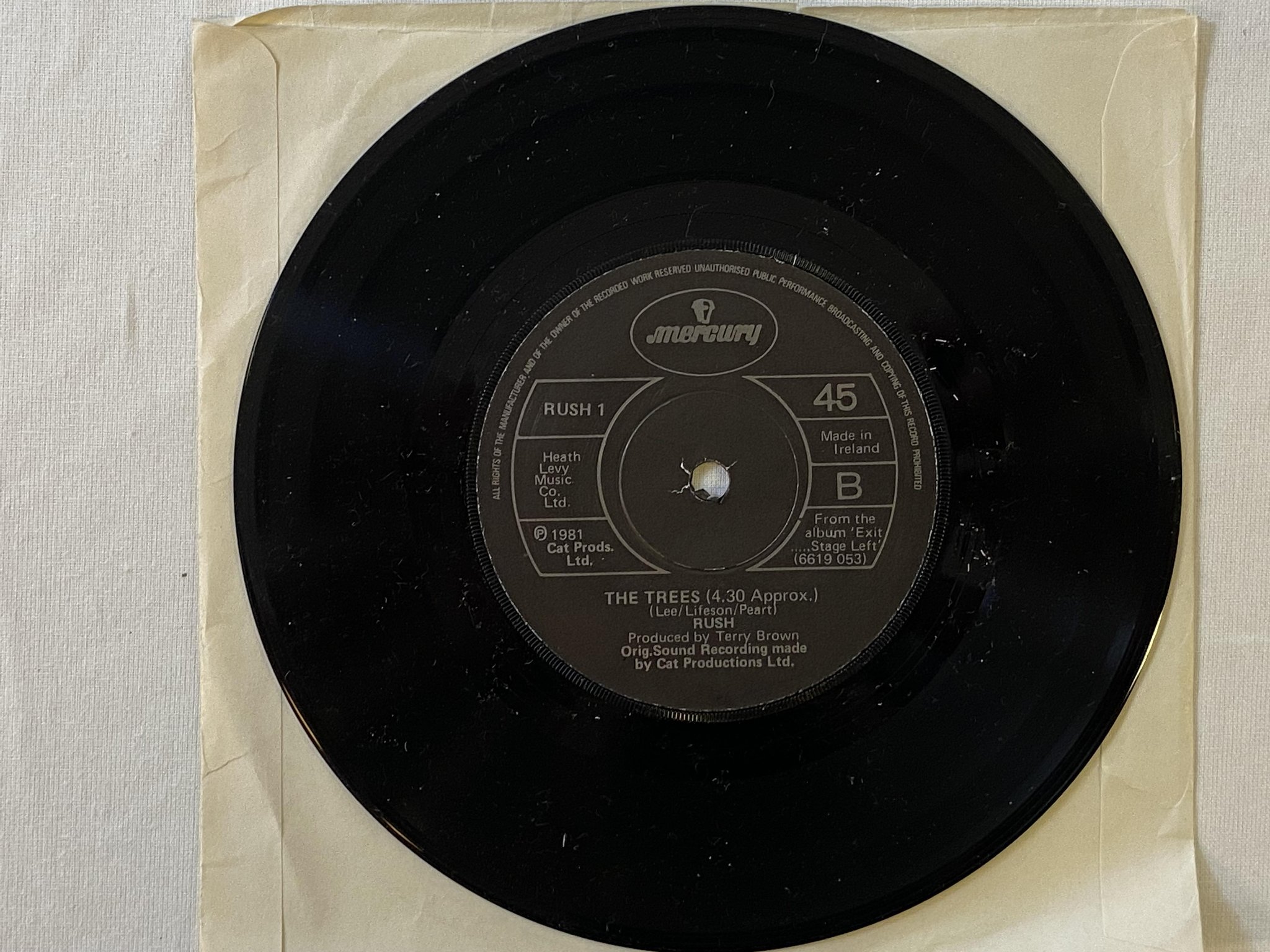 Omslagsbild för skivan RUSH Closer To The Heart 7"single -81 Ireland MERCURY RUSH 1