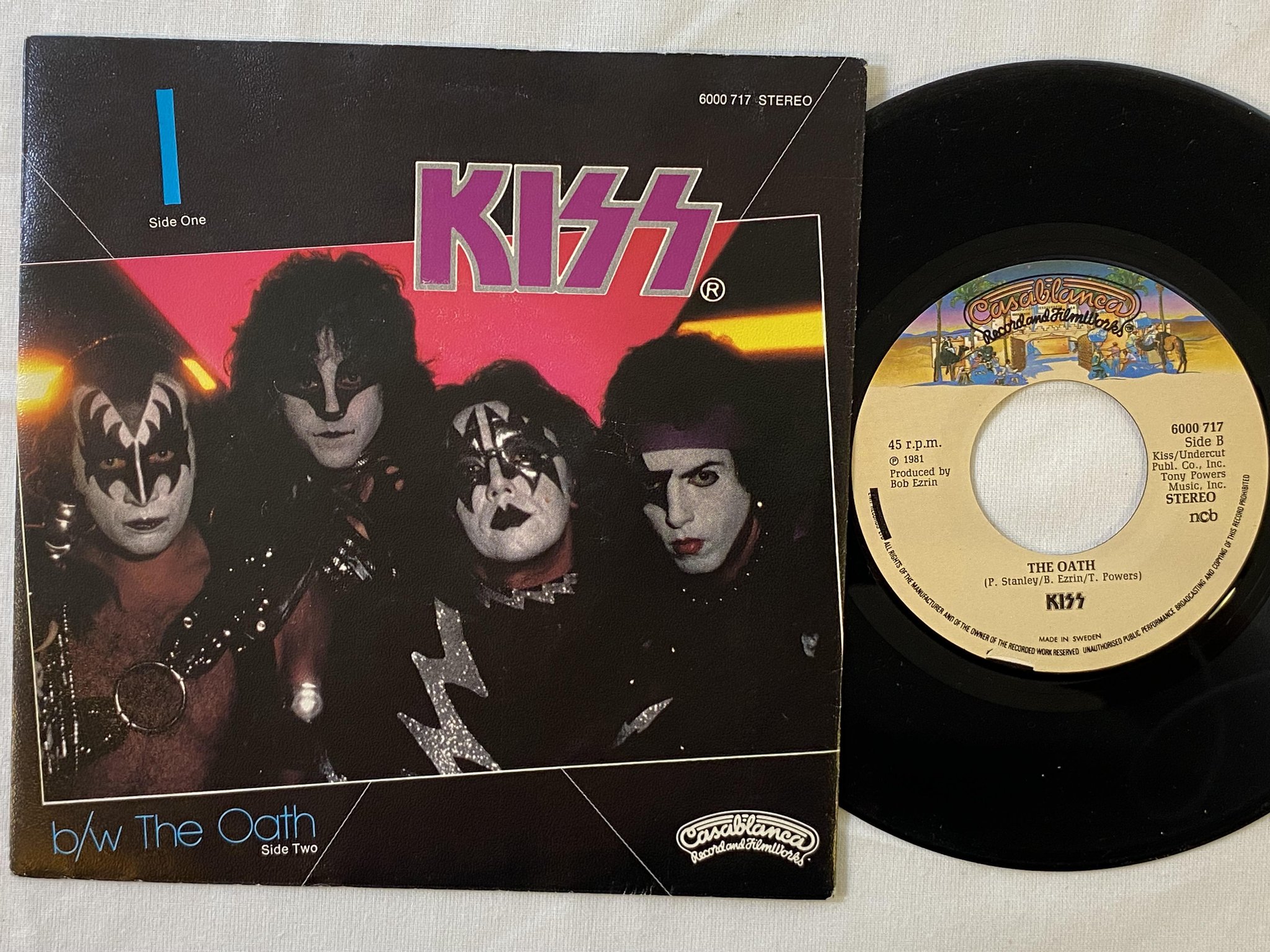 Omslagsbild för skivan KISS - I  7"single -81 Swe CASABLANCA 6000 717 