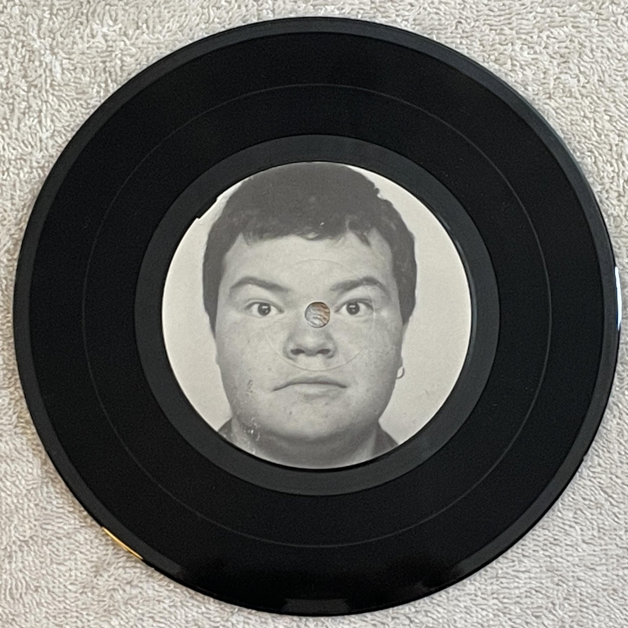 Omslagsbild för skivan ROJNES Kækar Bananer Eller....?? 7"single -91 Swe private pressed punk rock