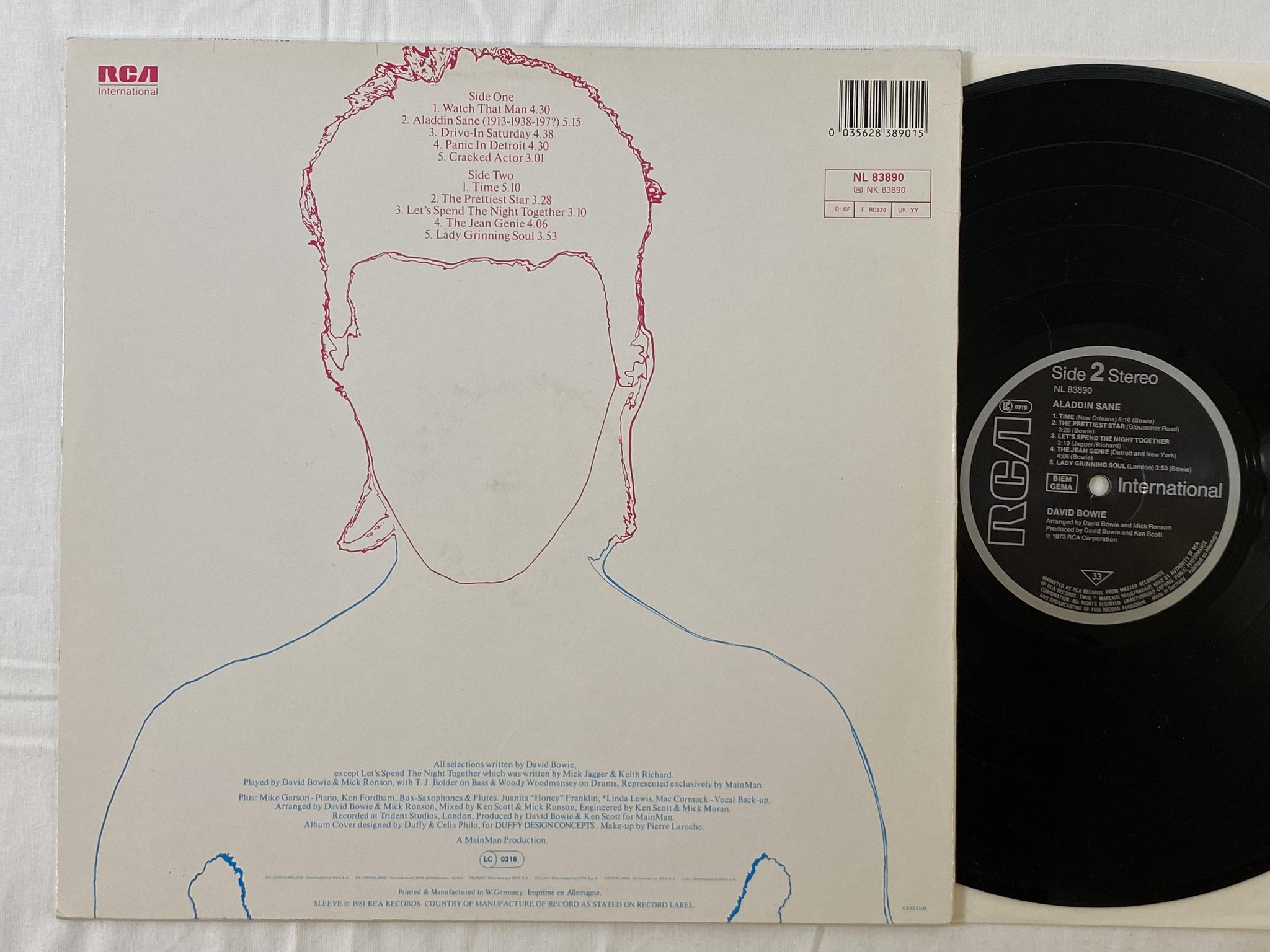 Omslagsbild för skivan DAVID BOWIE aladdin sane LP Ger RCA NL 83890