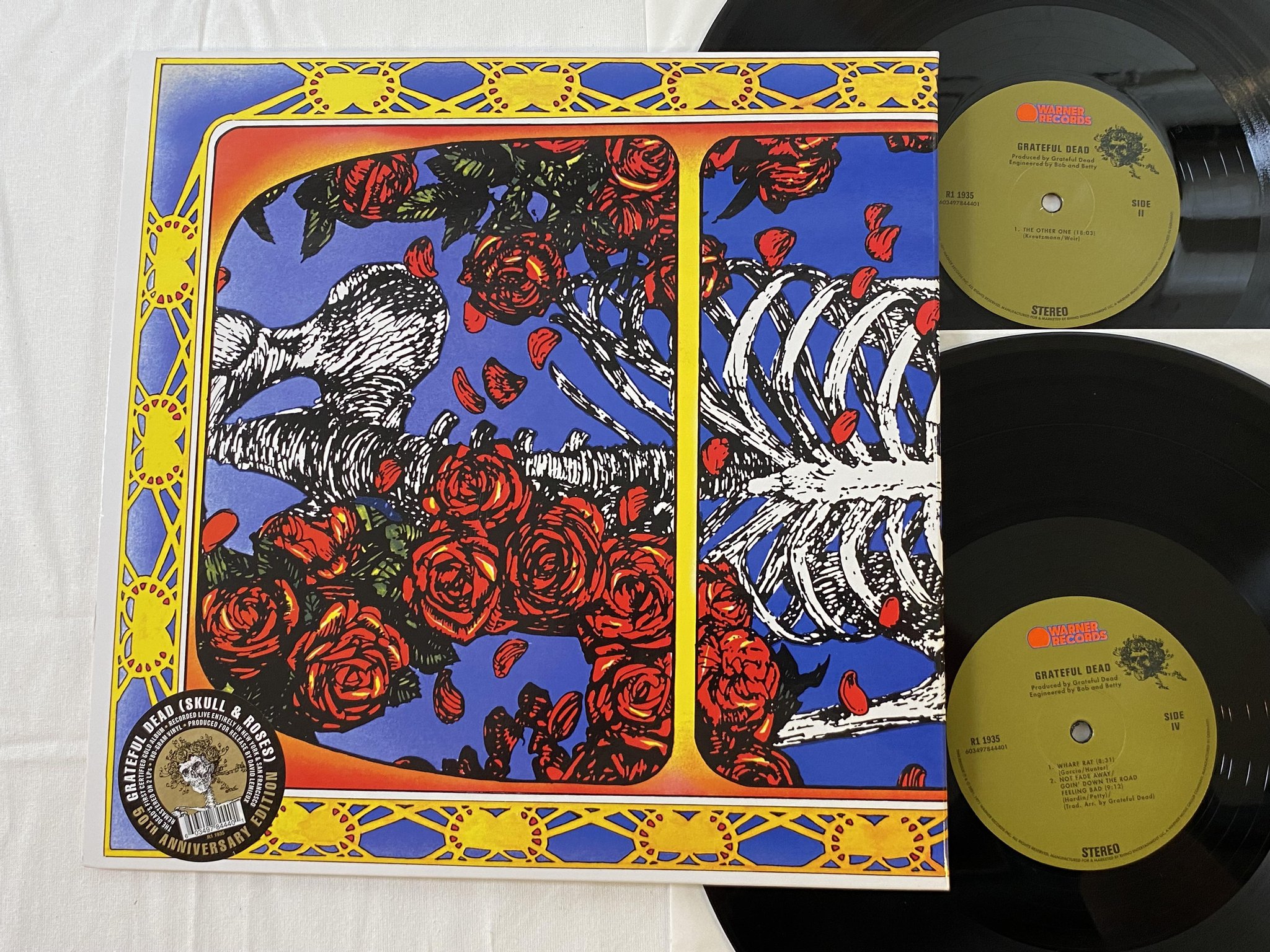 Omslagsbild för skivan GRATEFUL DEAD s/t 2xLP re 2021 WARNER BROS R1 1935