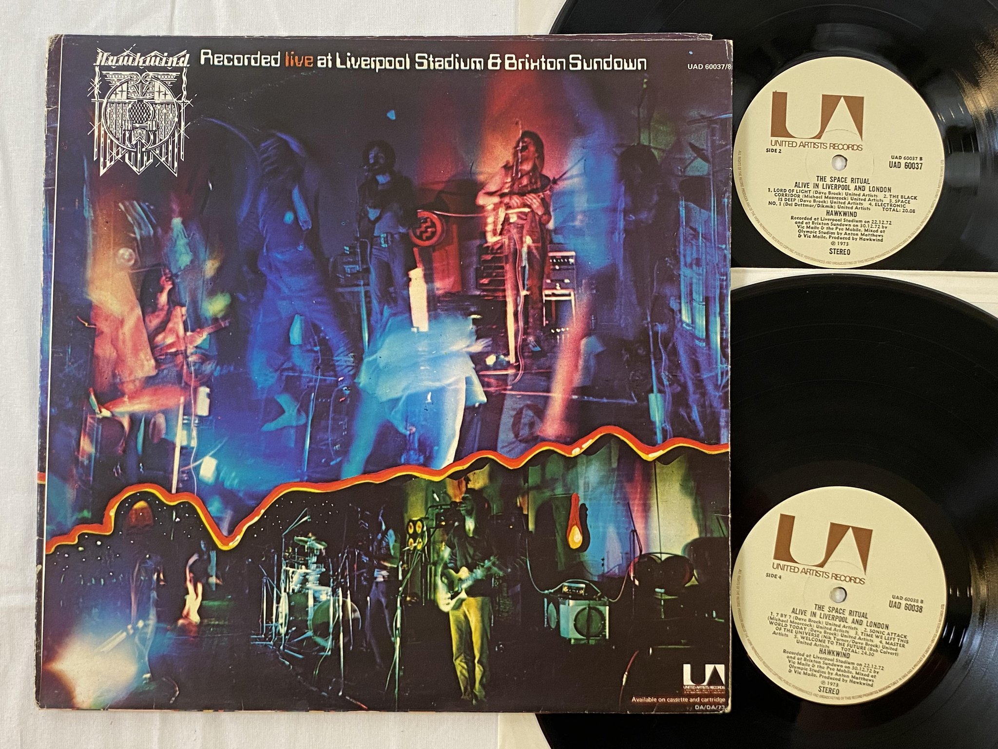 Omslagsbild för skivan HAWKWIND the space ritual 2xLP -73 UK UNITED ARTISTS UAD 60037/8 