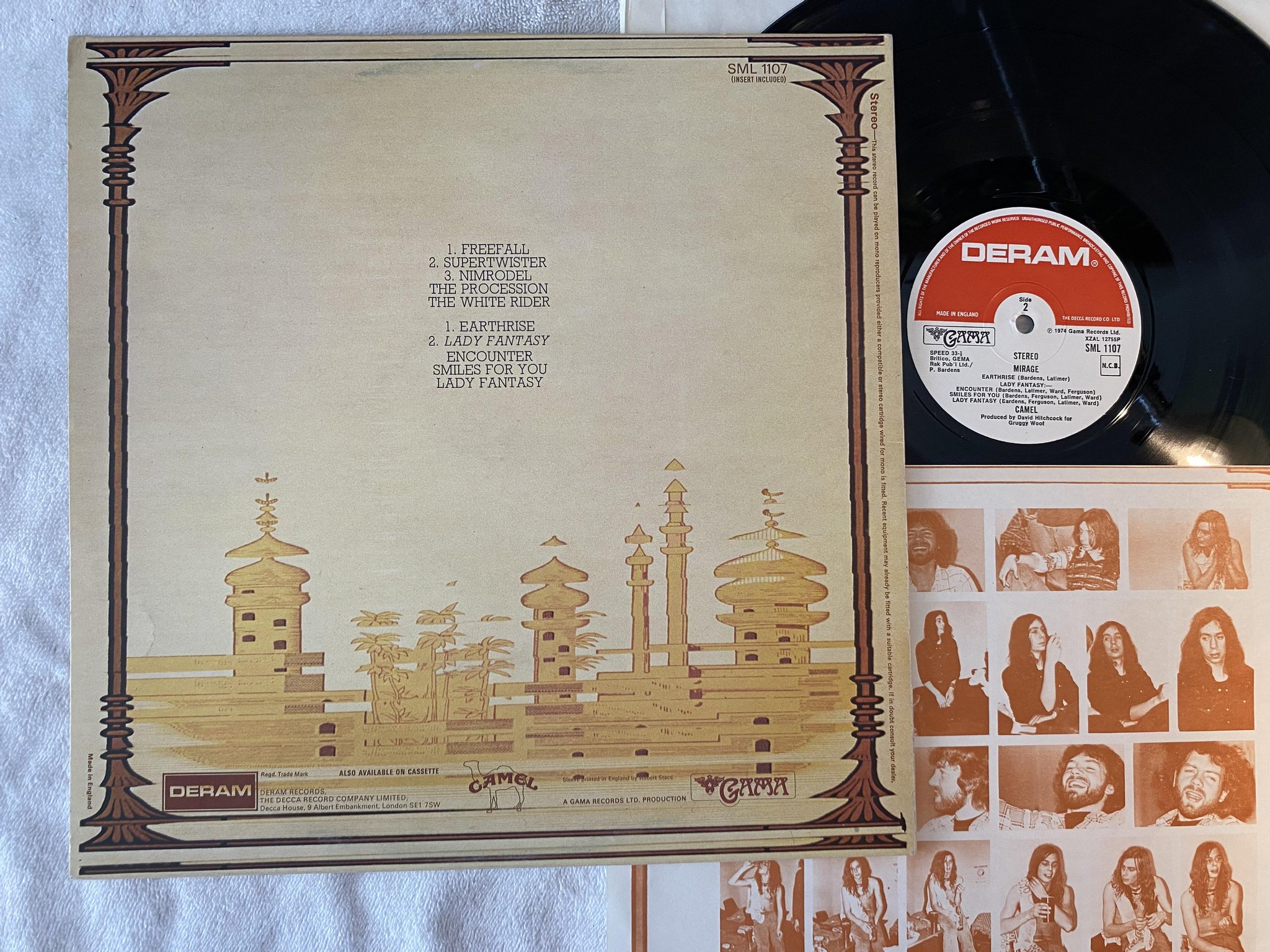 Omslagsbild för skivan CAMEL mirage LP -74 ncb UK DERAM SML 1107