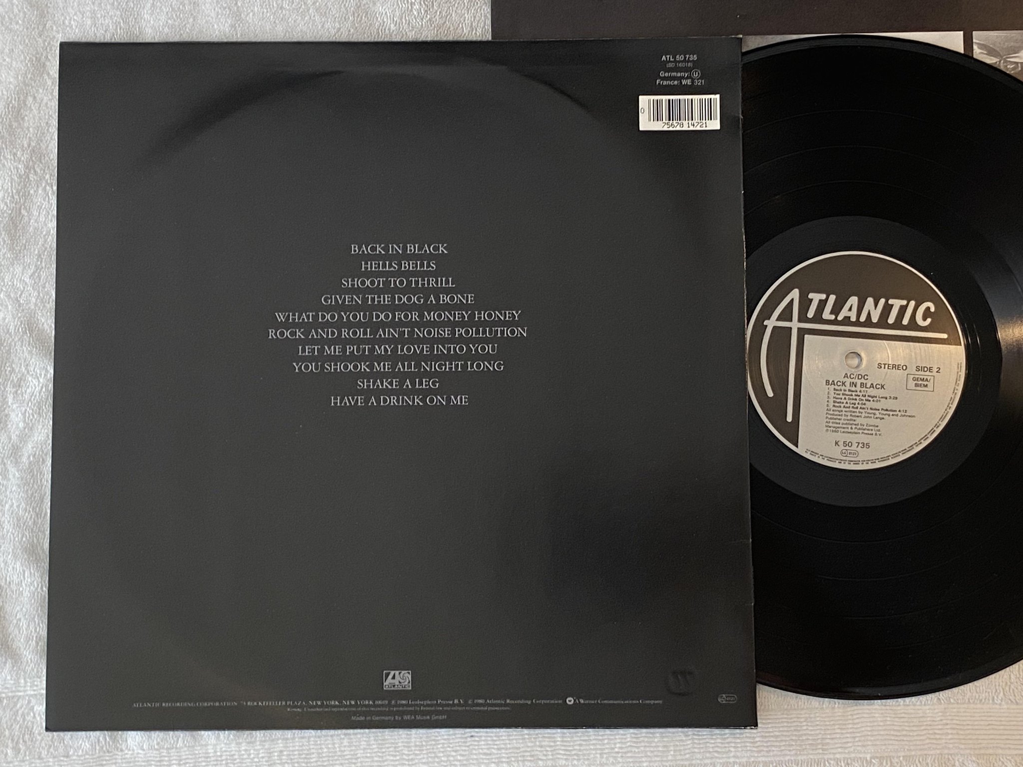 Omslagsbild för skivan AC/DC back in black LP -80 Ger ATLANTIC K 50735