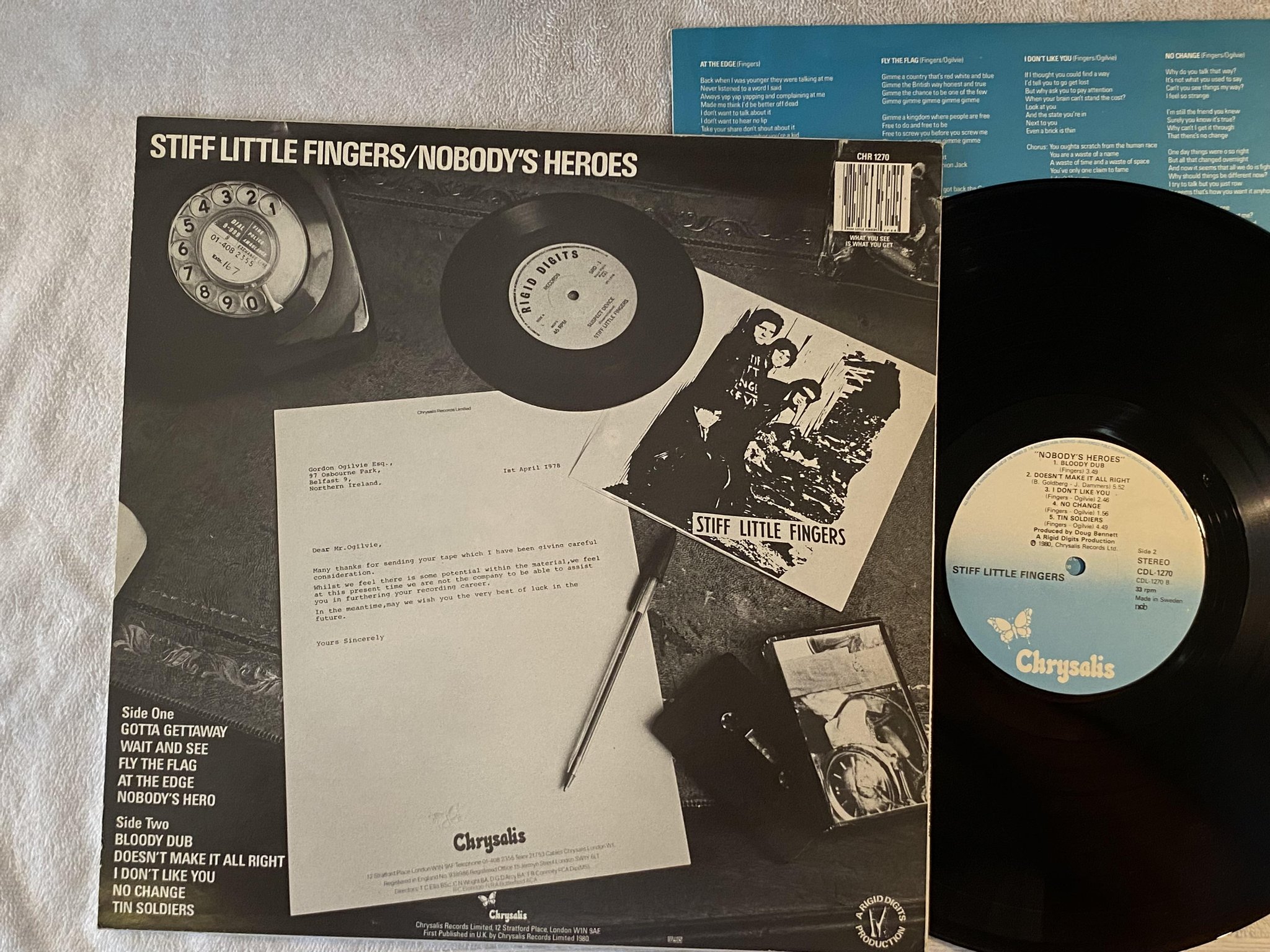 Omslagsbild för skivan STIFF LITTLE FINGERS nobody's heroes LP -80 Swe CHRYSALIS CDL 1270