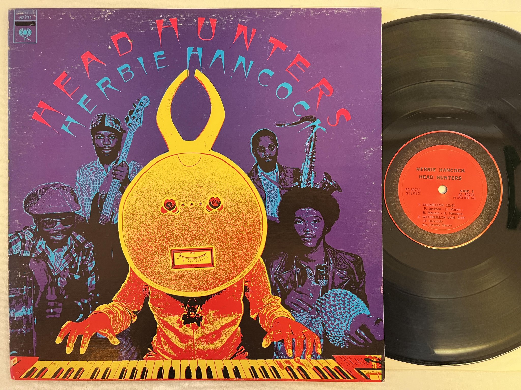 Omslagsbild för skivan HERBIE HANCOCK head hunters LP -73 US COLUMBIA PC 32731