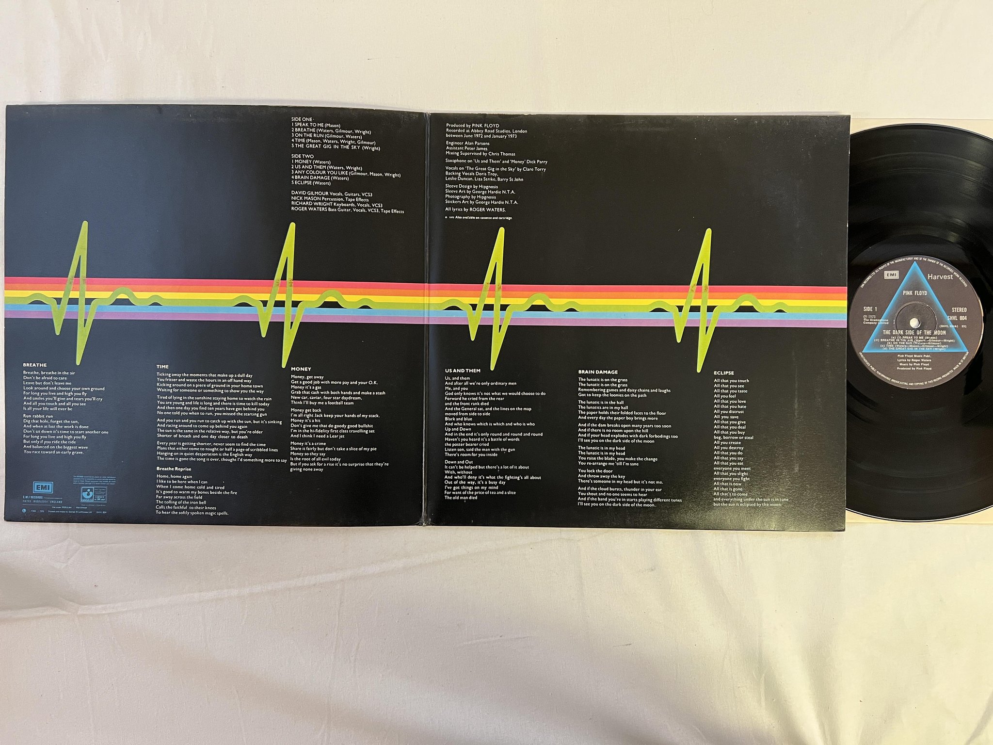 Omslagsbild för skivan PINK FLOYD dark side of the moon LP UK EMI / HARVEST SHVL 804