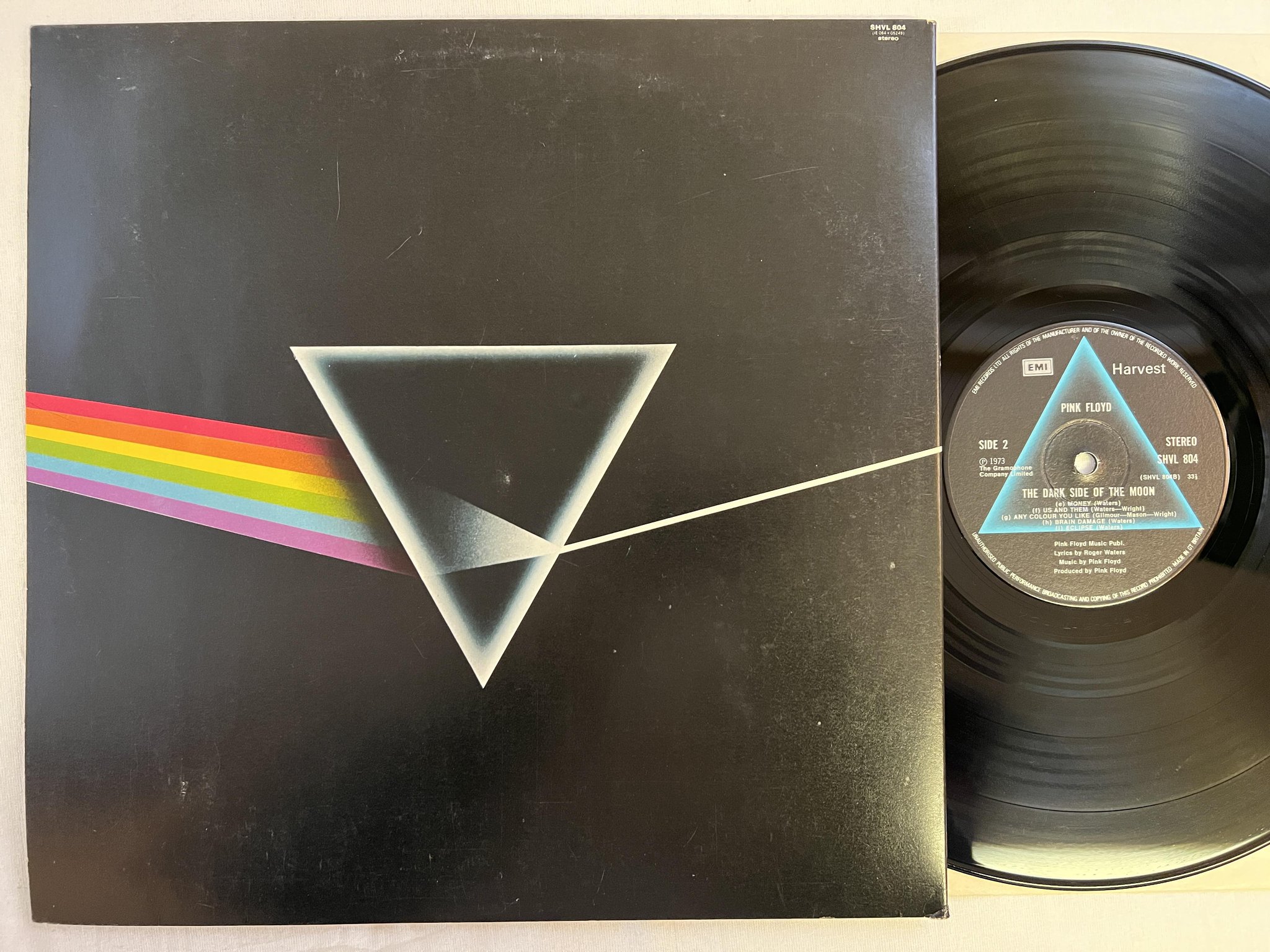 Omslagsbild för skivan PINK FLOYD dark side of the moon LP UK EMI / HARVEST SHVL 804