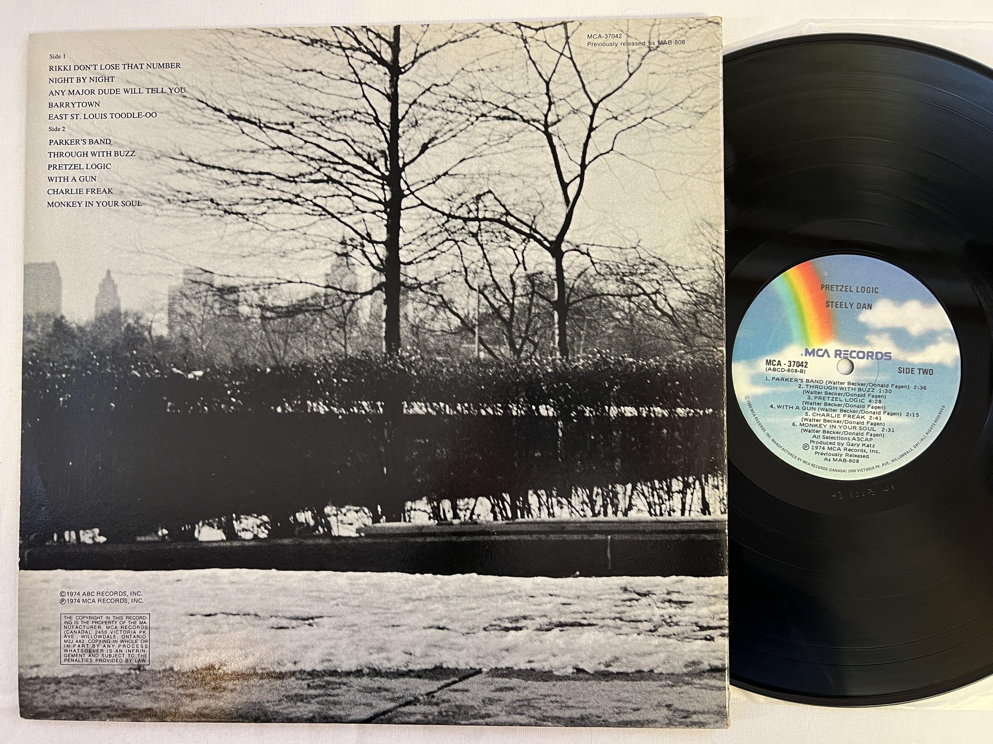 Omslagsbild för skivan STEELY DAN pretzel logic LP re CAN MCA 37042