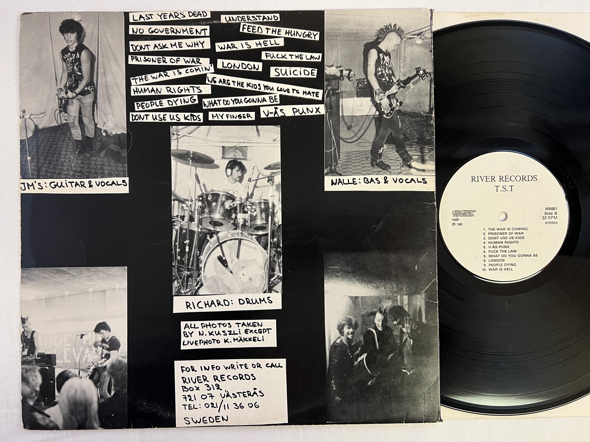 Omslagsbild för skivan T.S.T s/t LP -83 Swe RIVER RR001 punk