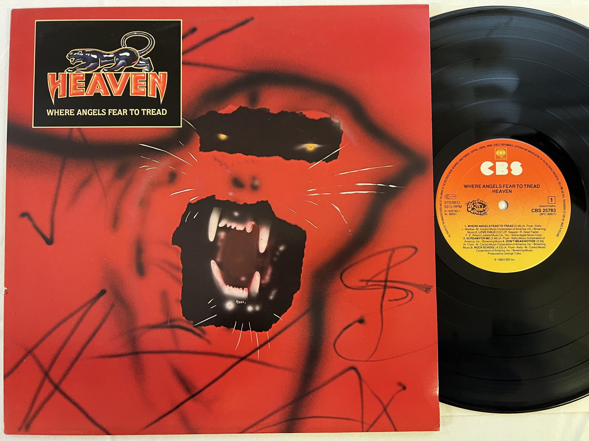 Omslagsbild för skivan HEAVEN where angels fear to tread LP -83 Hol CBS 25783