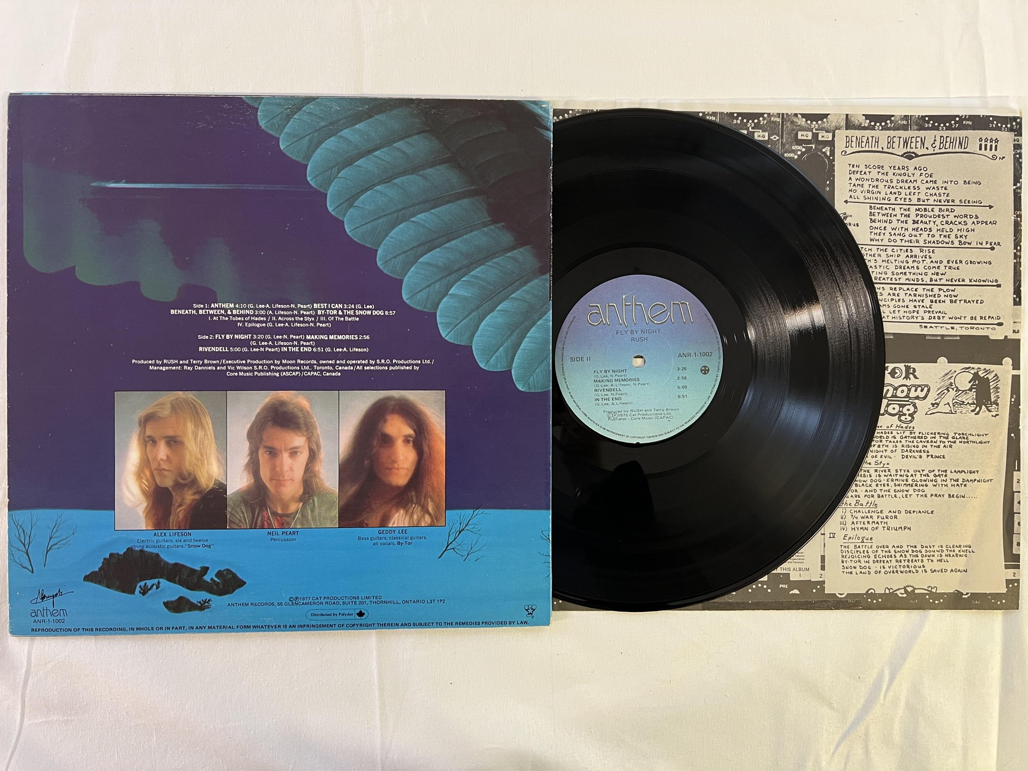 Omslagsbild för skivan RUSH Fly By Night LP re CAN ANTHEM ANR-1-1002