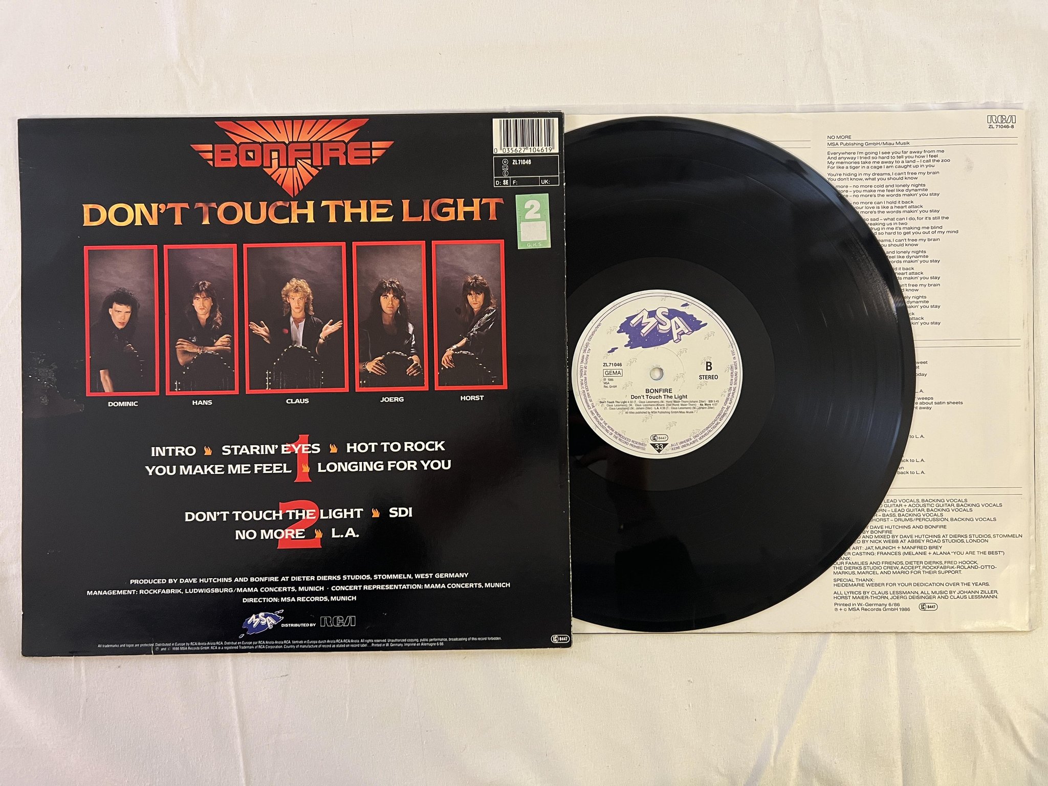 Omslagsbild för skivan BONFIRE don't touch the light LP -86 Ger MSA ZL71046
