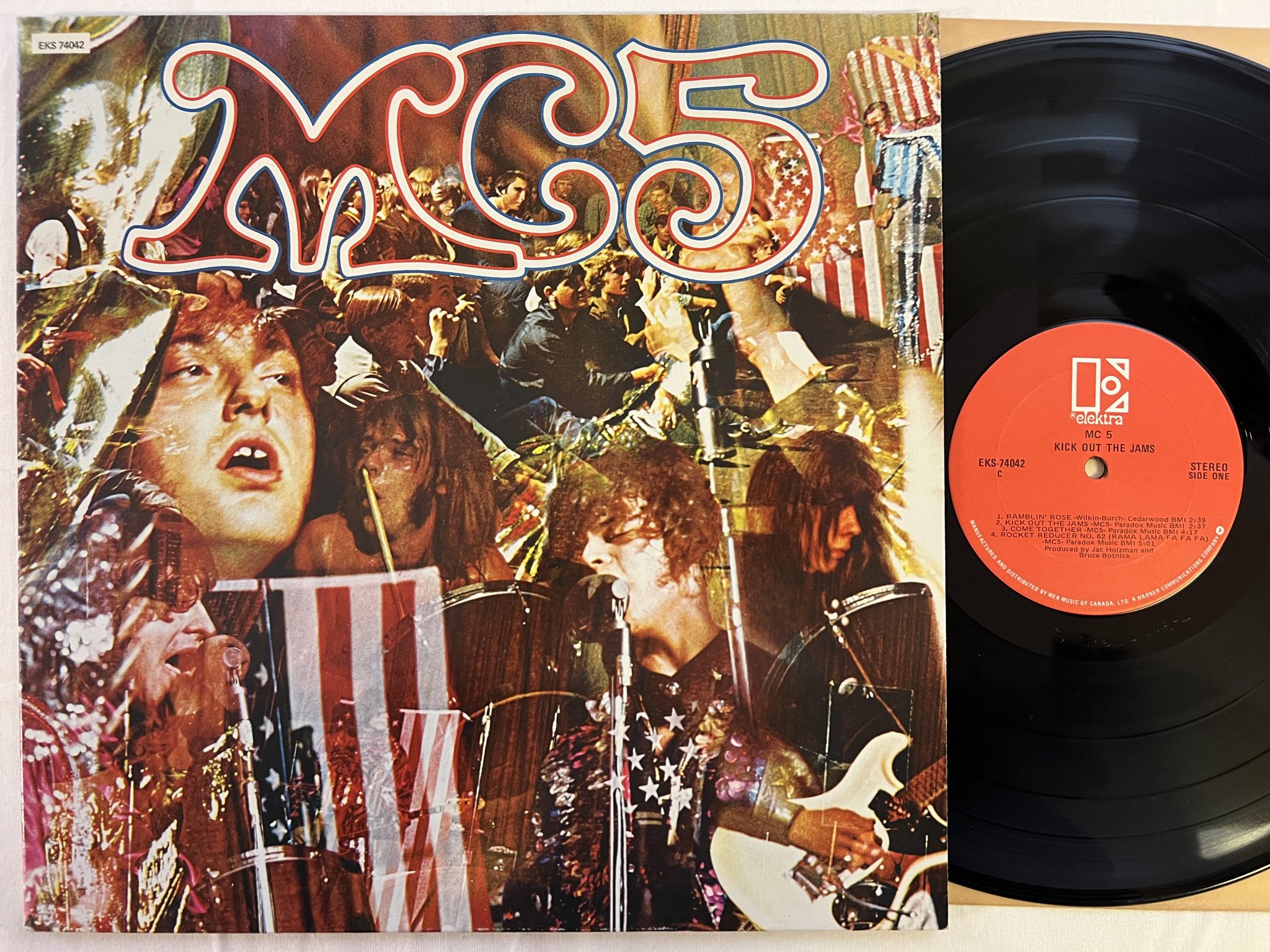 Omslagsbild för skivan MC5 kick out the jams LP re Can ELEKTRA EKS 74042