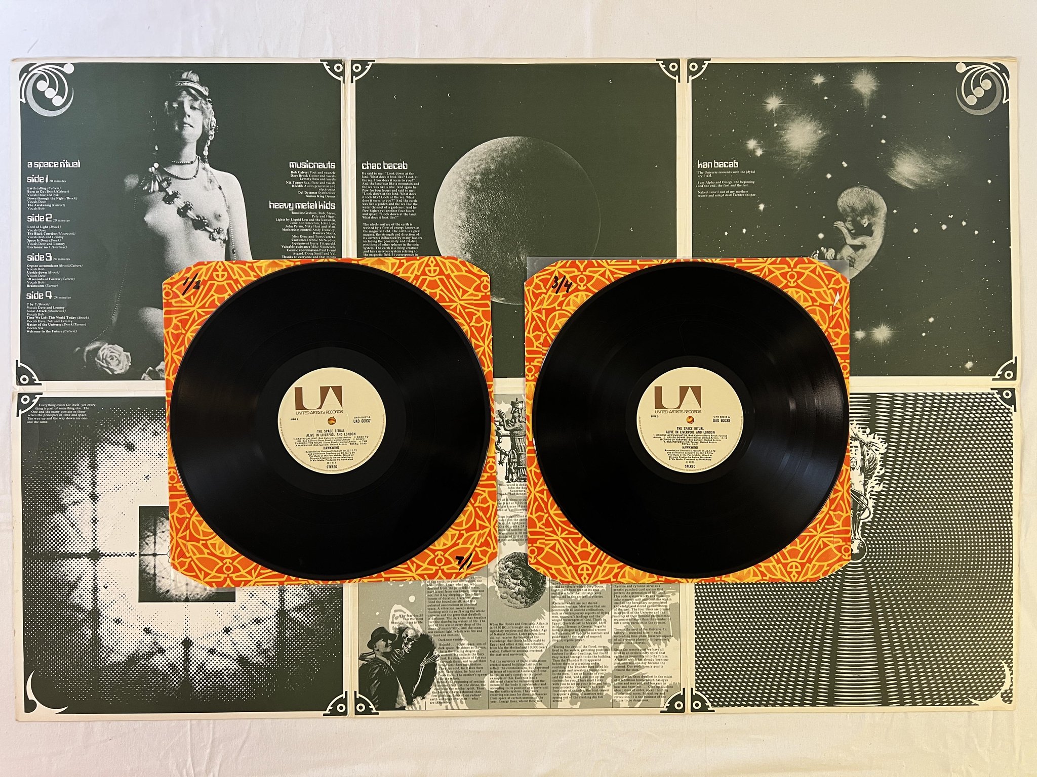 Omslagsbild för skivan HAWKWIND the space ritual 2xLP -73 UNITED ARTISTS UAD 60037